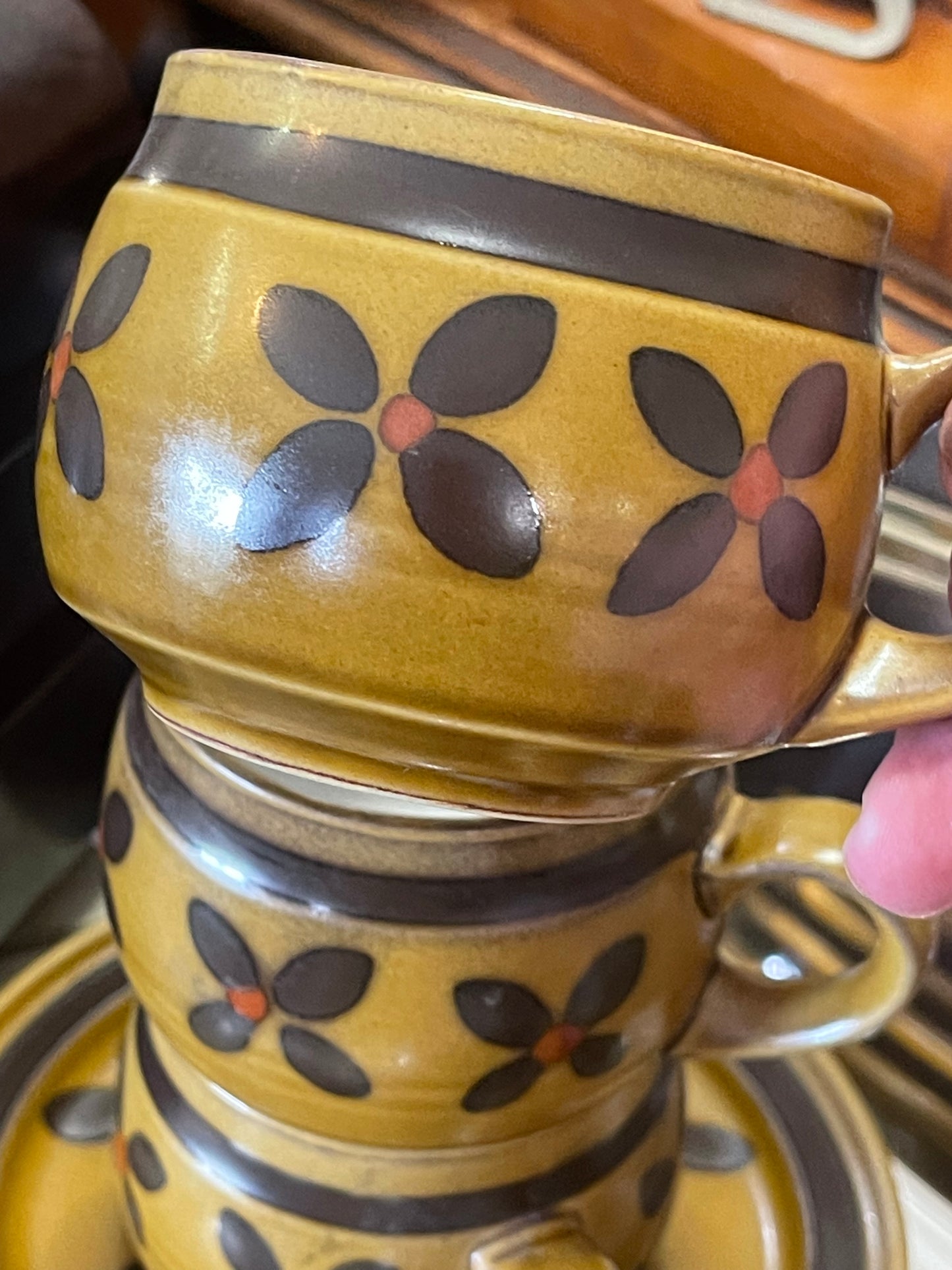 Vintage Noritake “Flower Time” Stoneware Cup & Saucer Set – 1970s Japan (Set of Six)