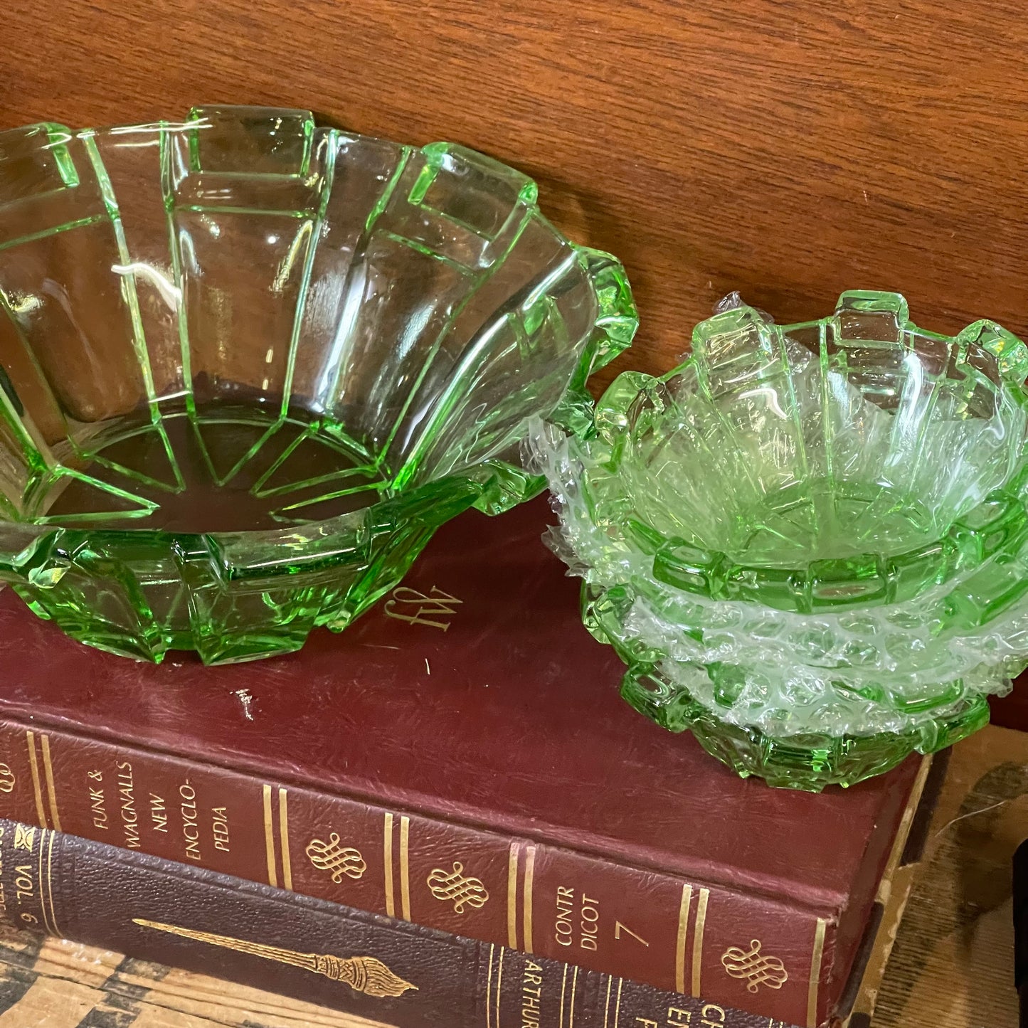 Vintage 1930s green Depression glass Dessert set Pylon pattern by Crown Crystal of Australia