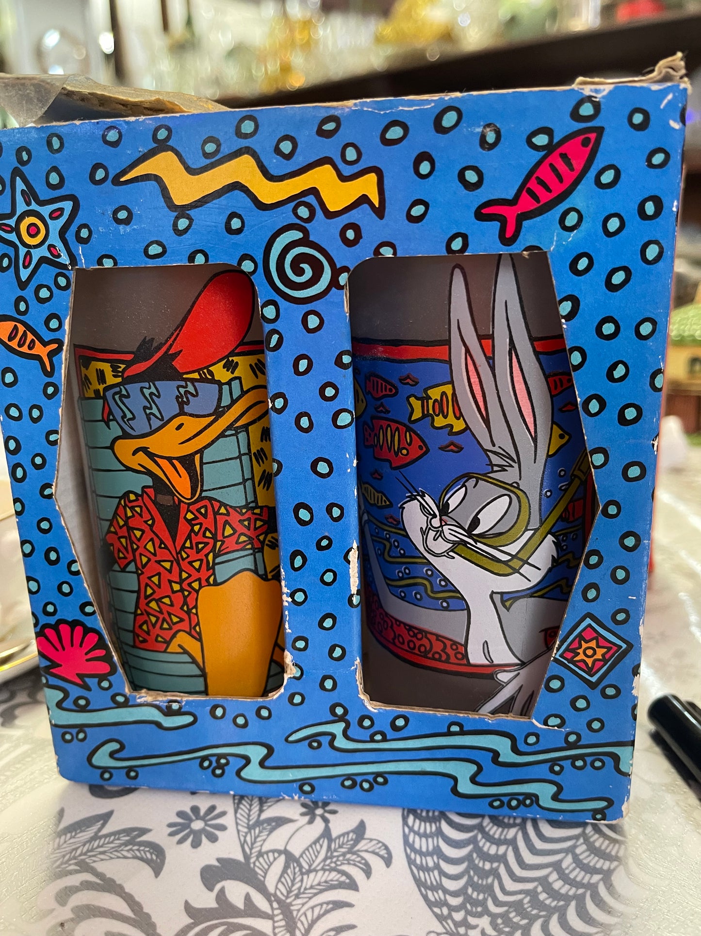 1990s KFC x Warner Bros “Beach Party” Glass Set – Bugs Bunny & Daffy Duck (Boxed)