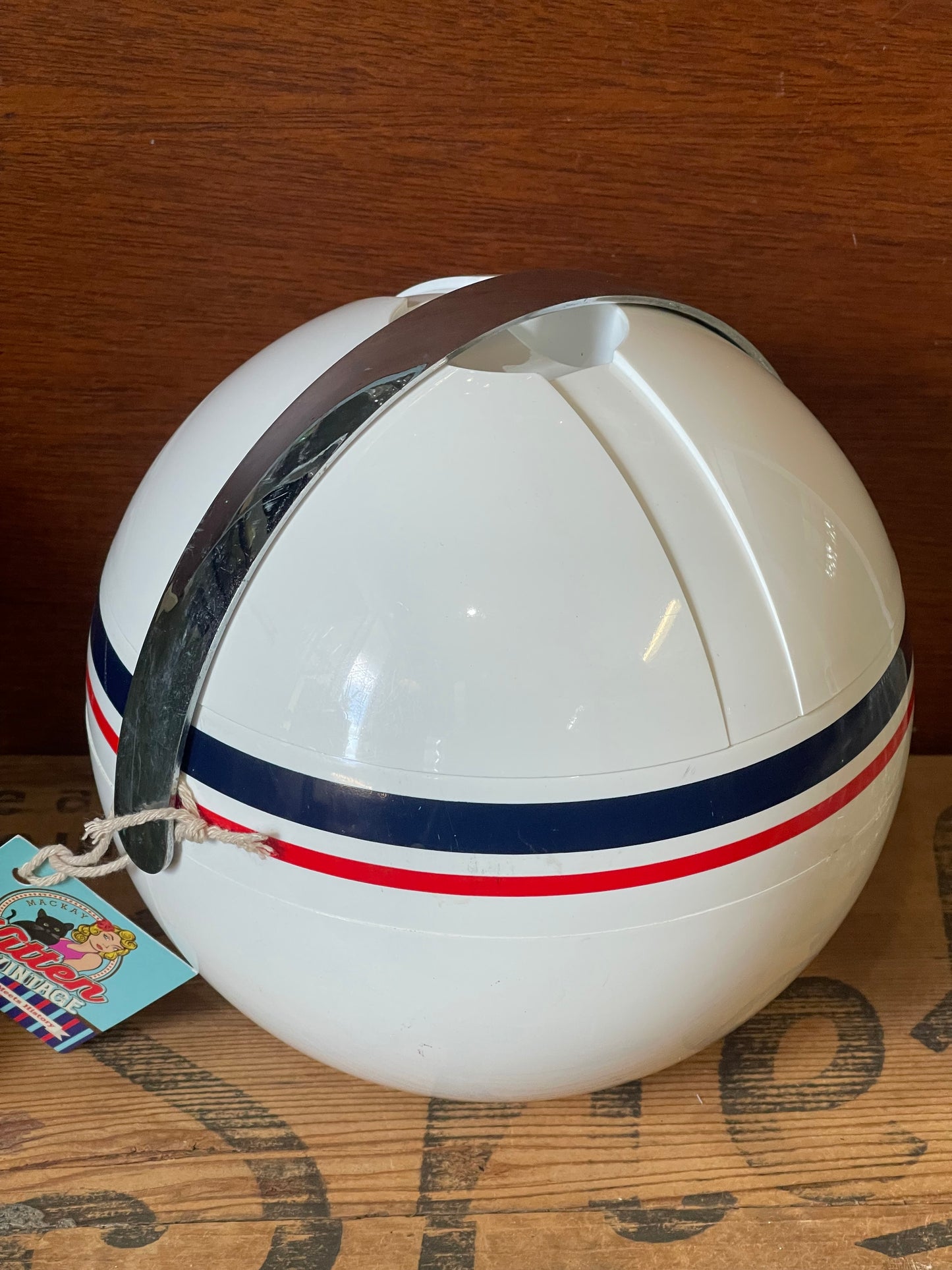 1970s Guzzini Ice Bucket 'Pagoda' by Paolo Tilche, Italy
