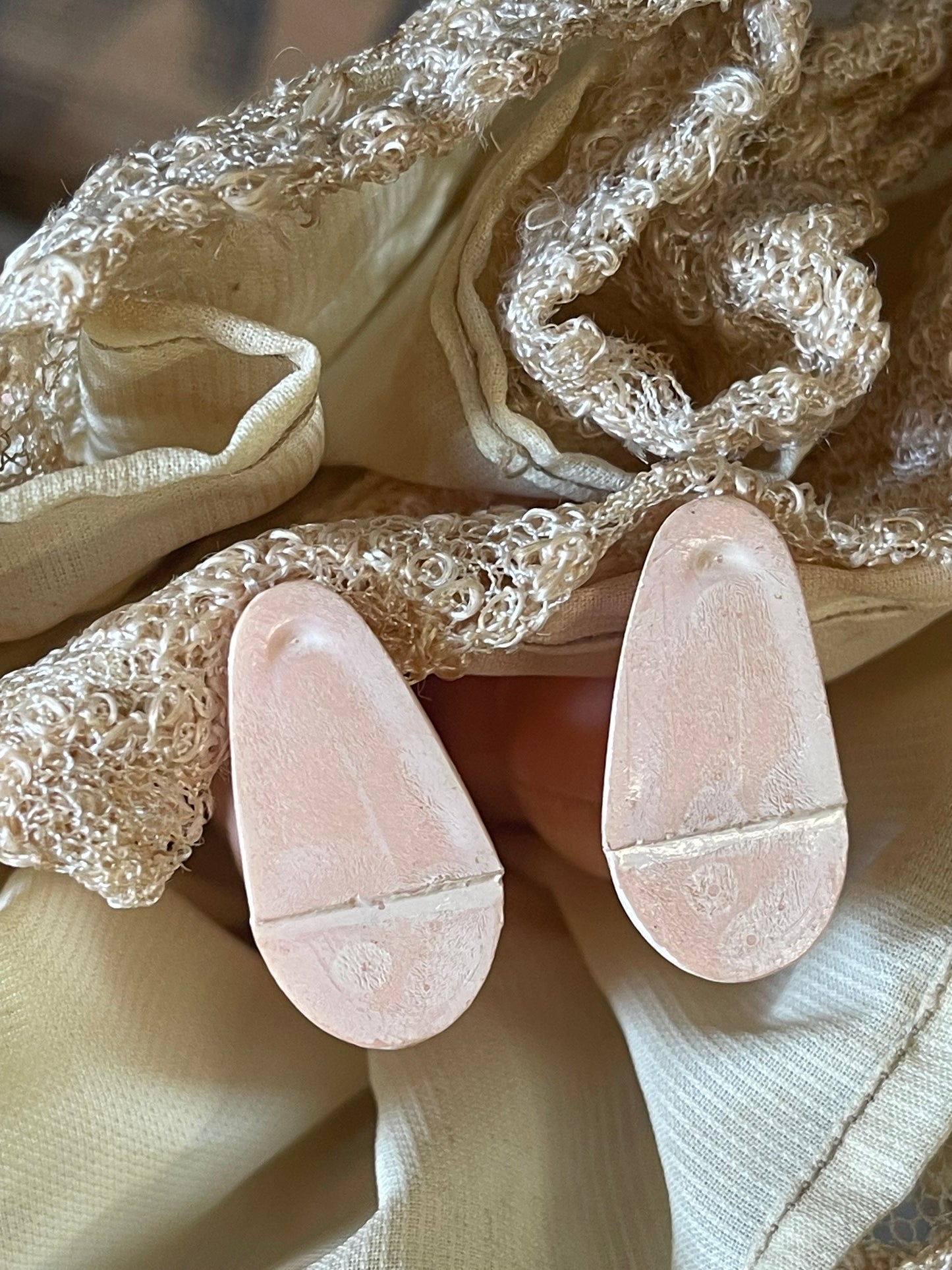 1950s Hard Plastic Lace Dress Doll – Cone Hat – 20cm – Mid-Century Bridal / Debutante Style