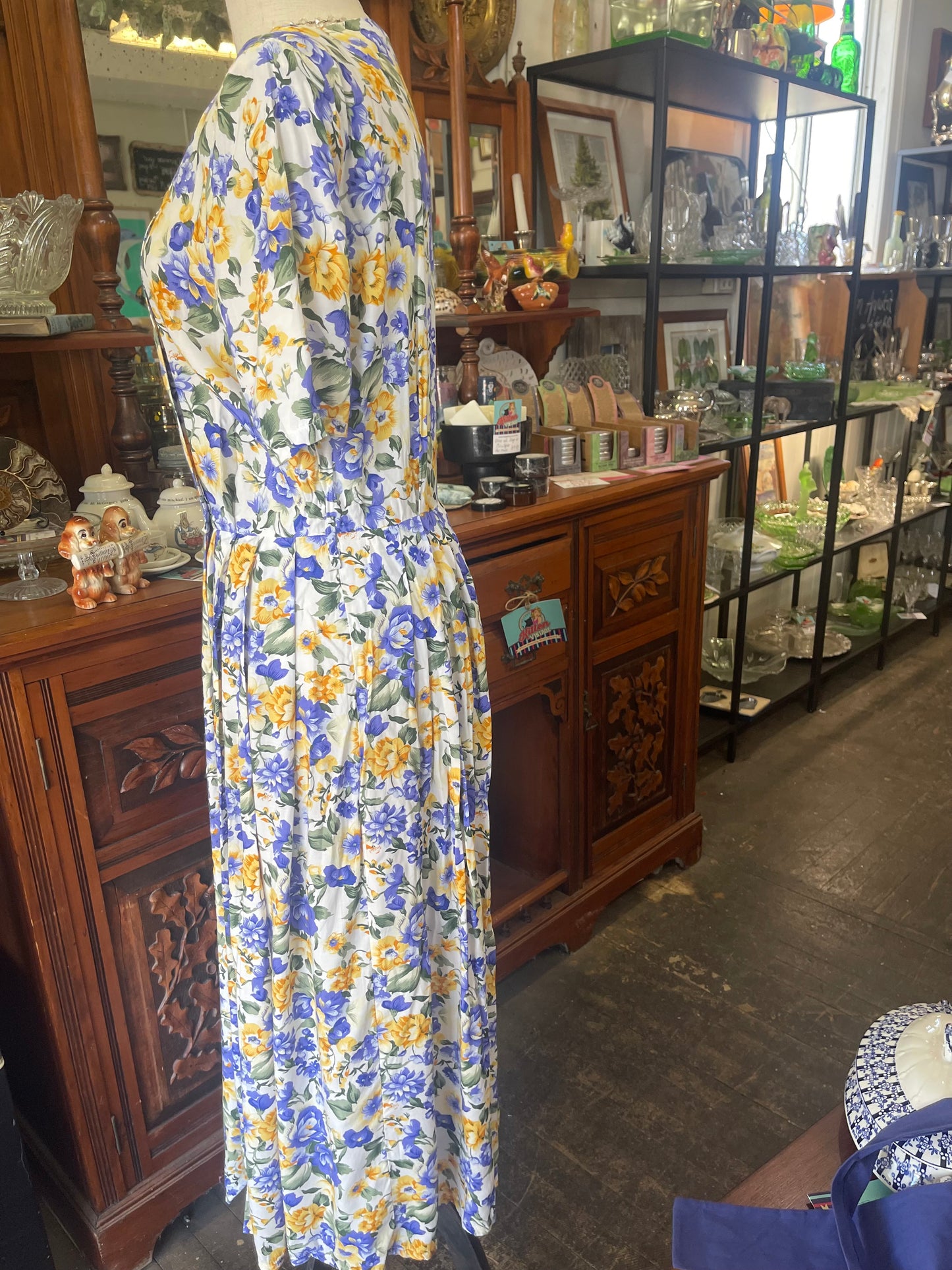 Vintage 1980s floral maxi day dress size 12 by Katie’s Australia