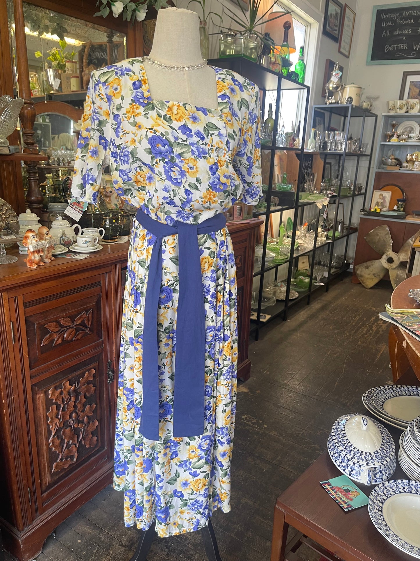 Vintage 1980s floral maxi day dress size 12 by Katie’s Australia
