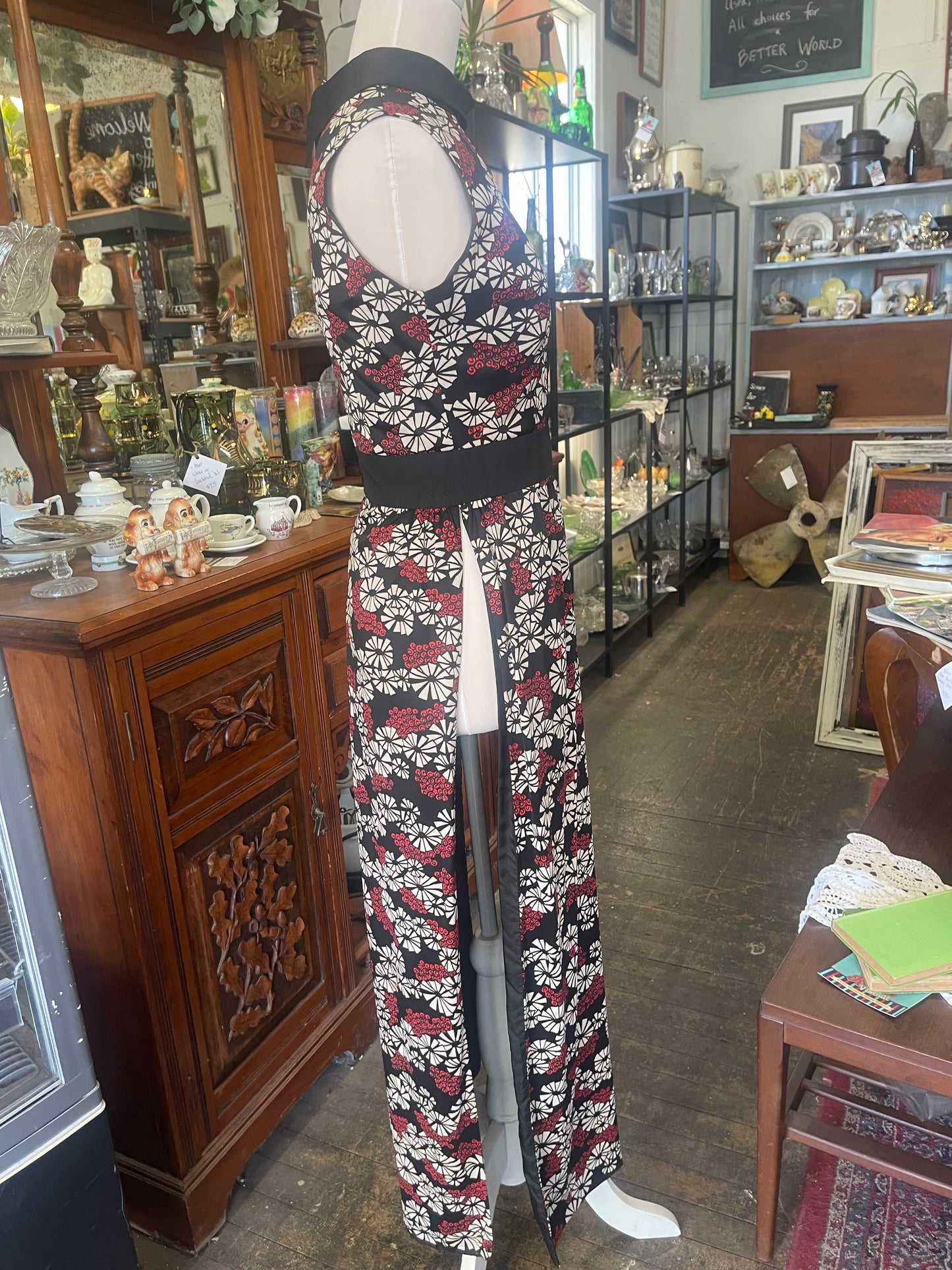 Vintage 60s or 70s black red jersey tunic style dress with slits size 8-10
