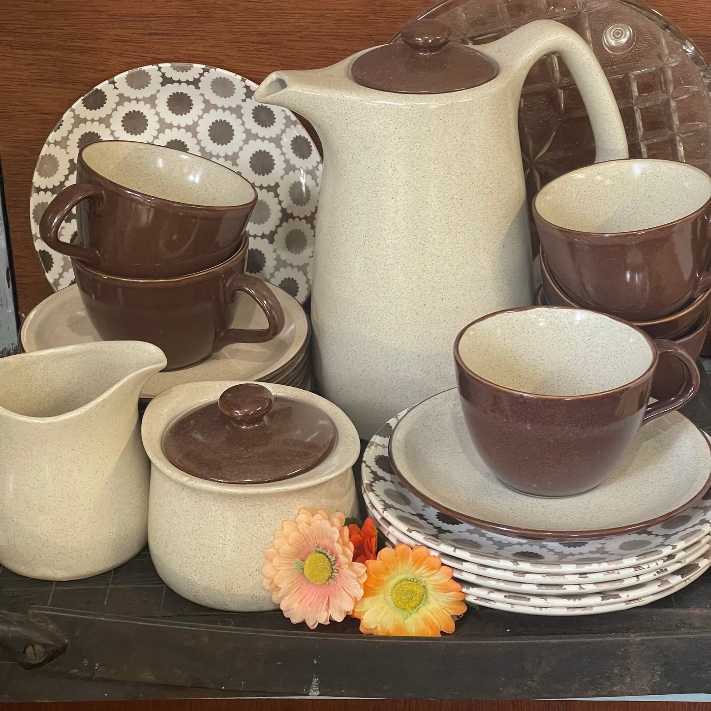 21 Piece Vintage English Ironstone Funky Retro 1970s Coffee Tea Set