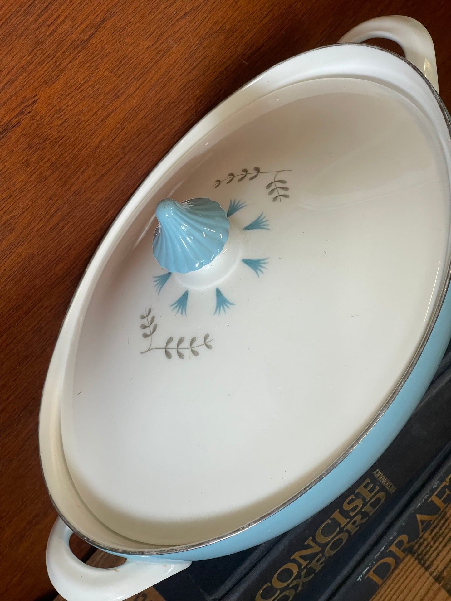 Royal Doulton - ‘Caprice’ Vegetable Tureen with Lid