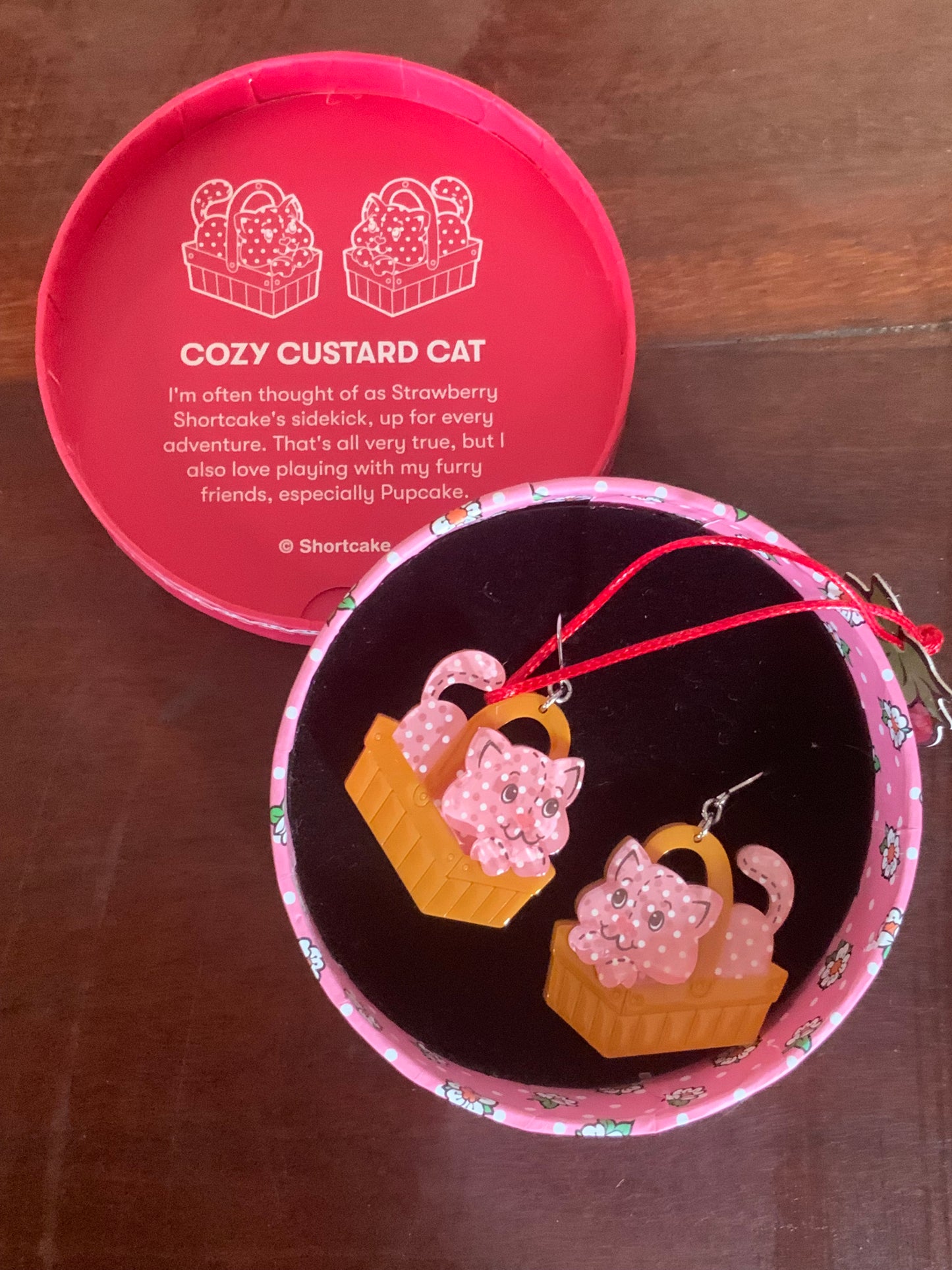 Erstwilder “Cozy Custard Cat” Drop Earrings – Boxed
