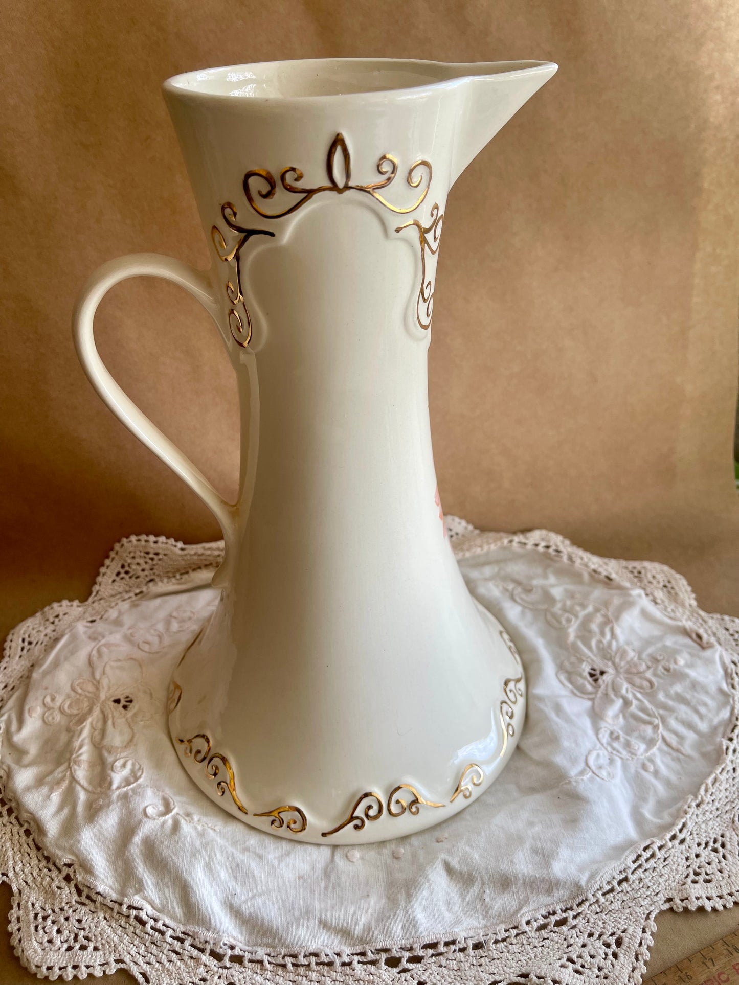 Handmade Vintage Studio Pottery Jug/Vase – Floral with Gilt Detail – c.1981