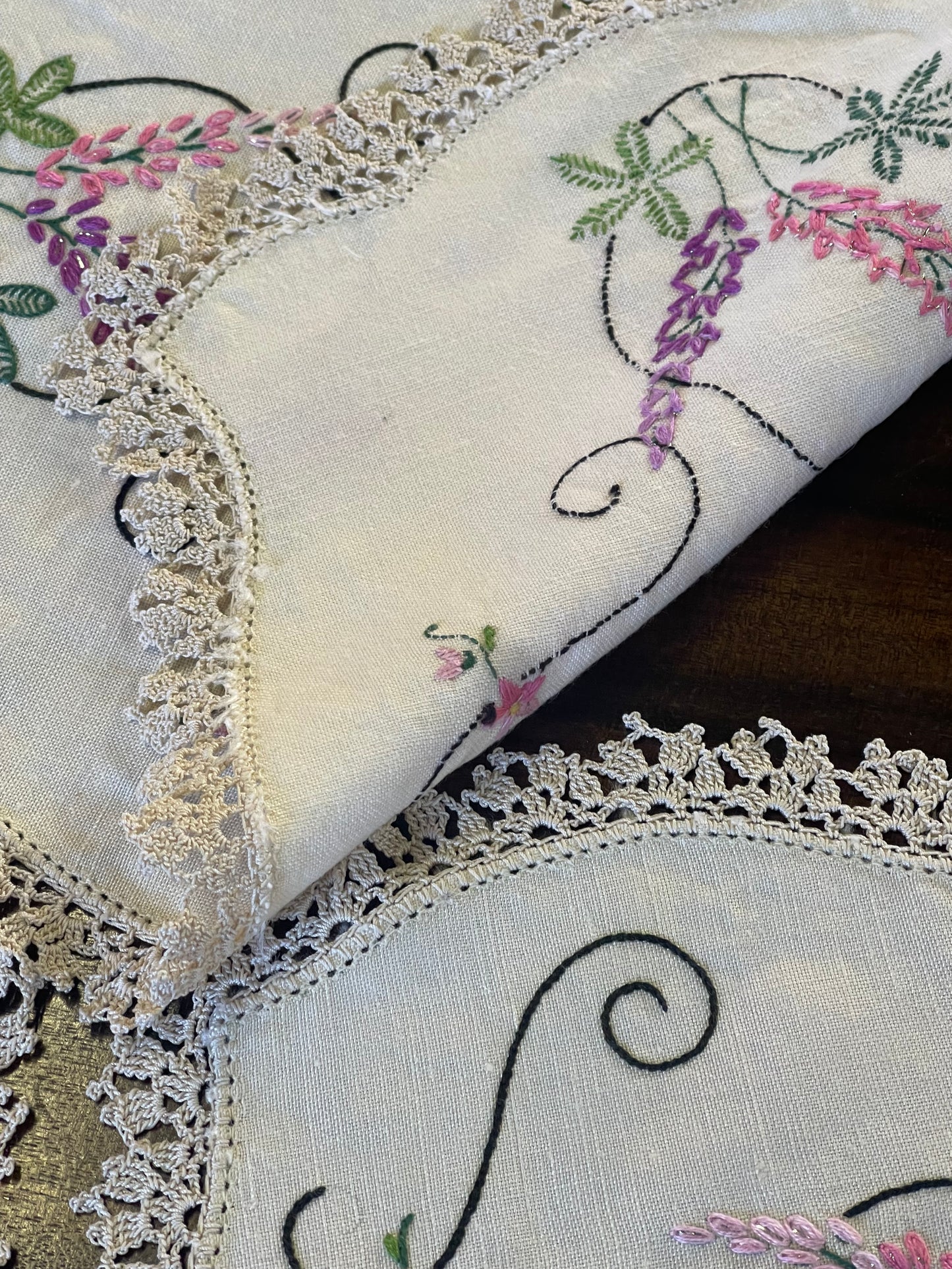 Vintage Hand-Embroidered Linen Doily Set with Crochet Edging
