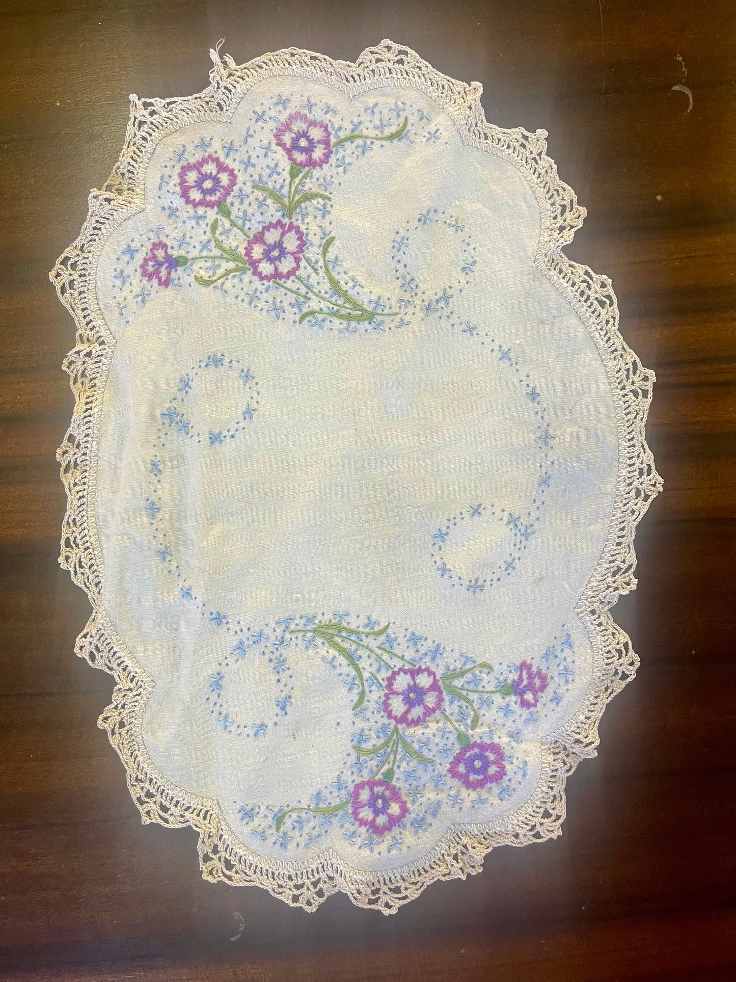 Vintage Hand-Embroidered Linen Doily – Purple & Blue Florals with Lace Edge
