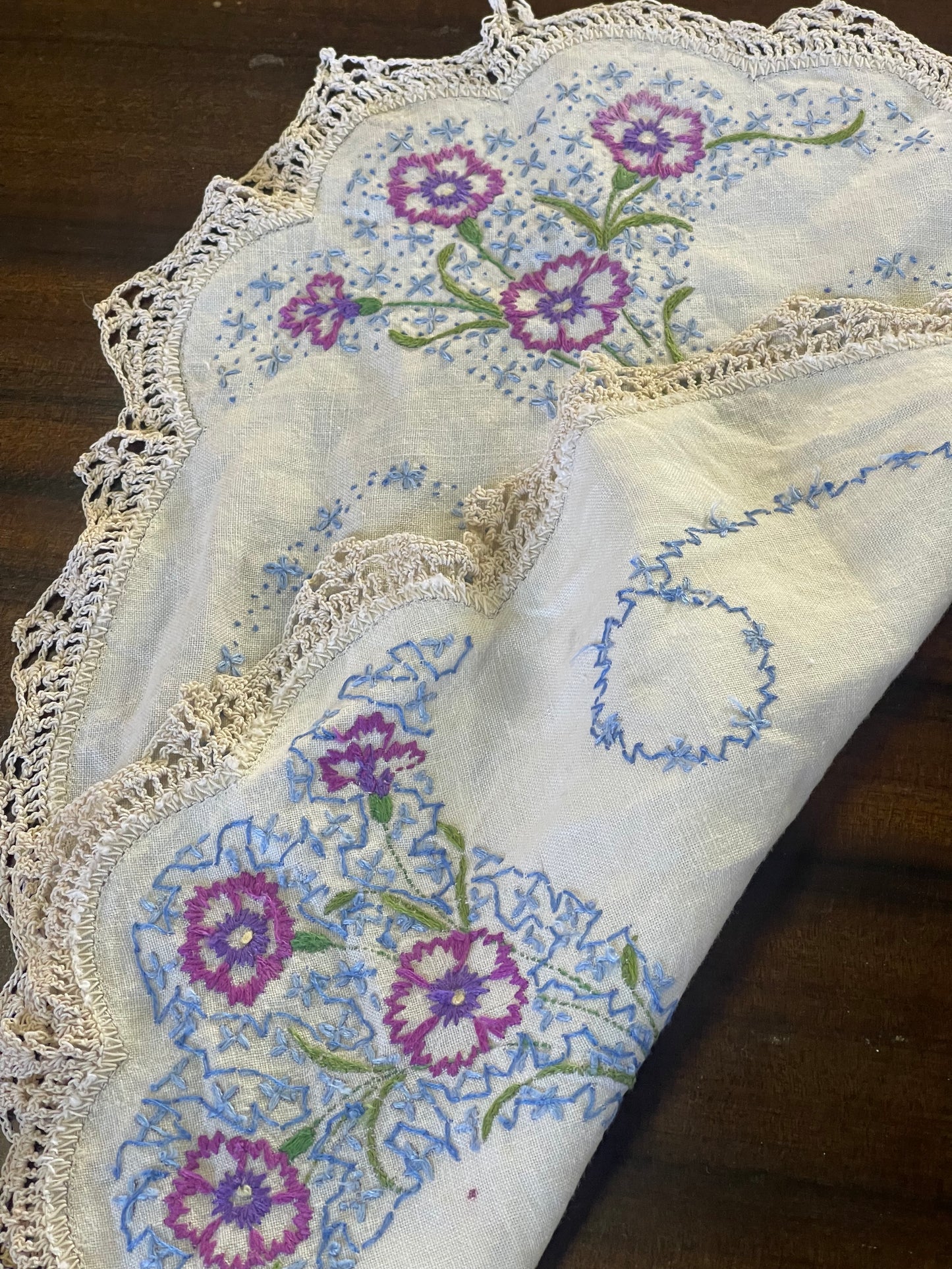 Vintage Hand-Embroidered Linen Doily – Purple & Blue Florals with Lace Edge