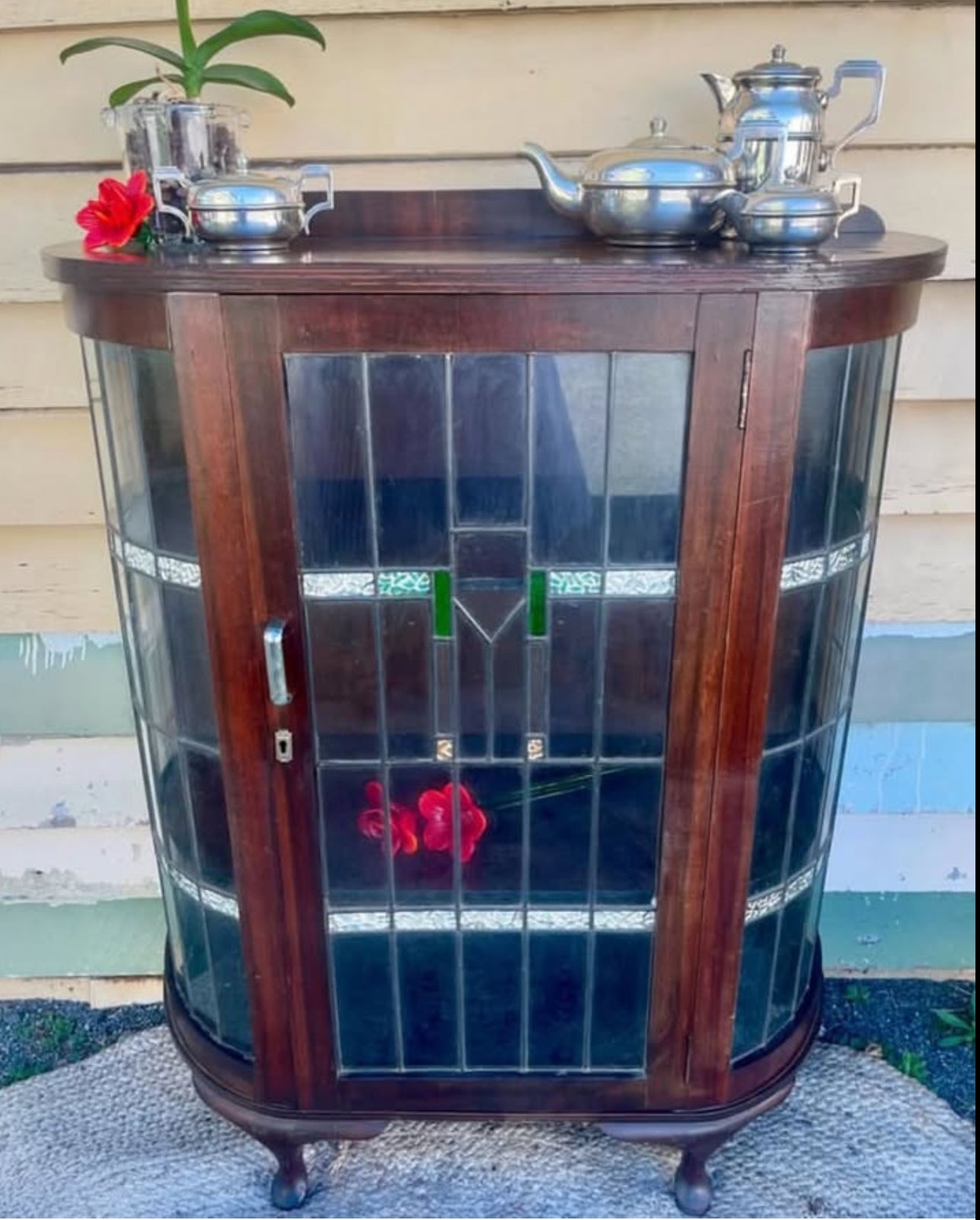 Art Deco timber display cabinet with Leadlight