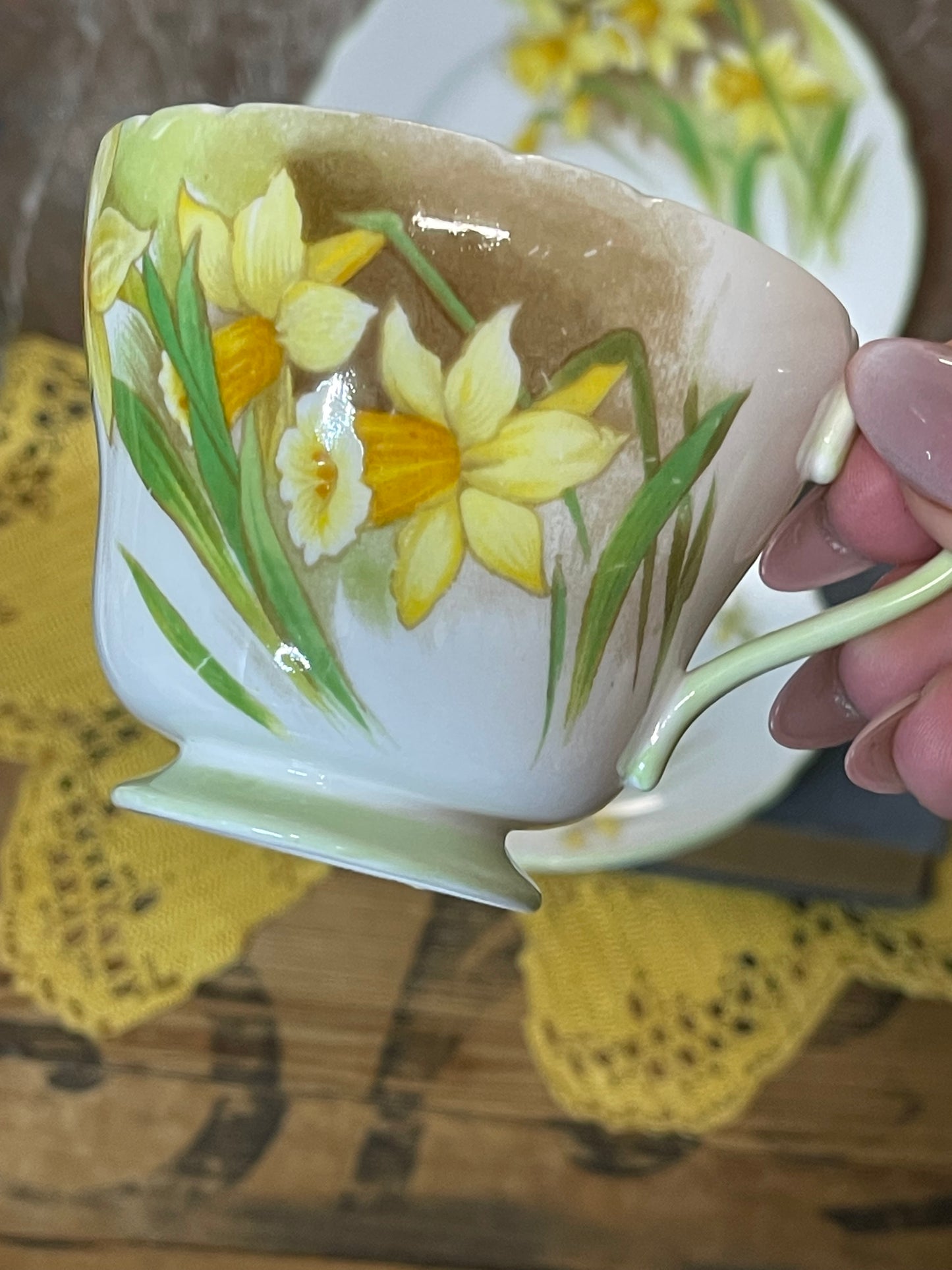 Shelley Fine Bone China Trio – “Jonquil” Pattern