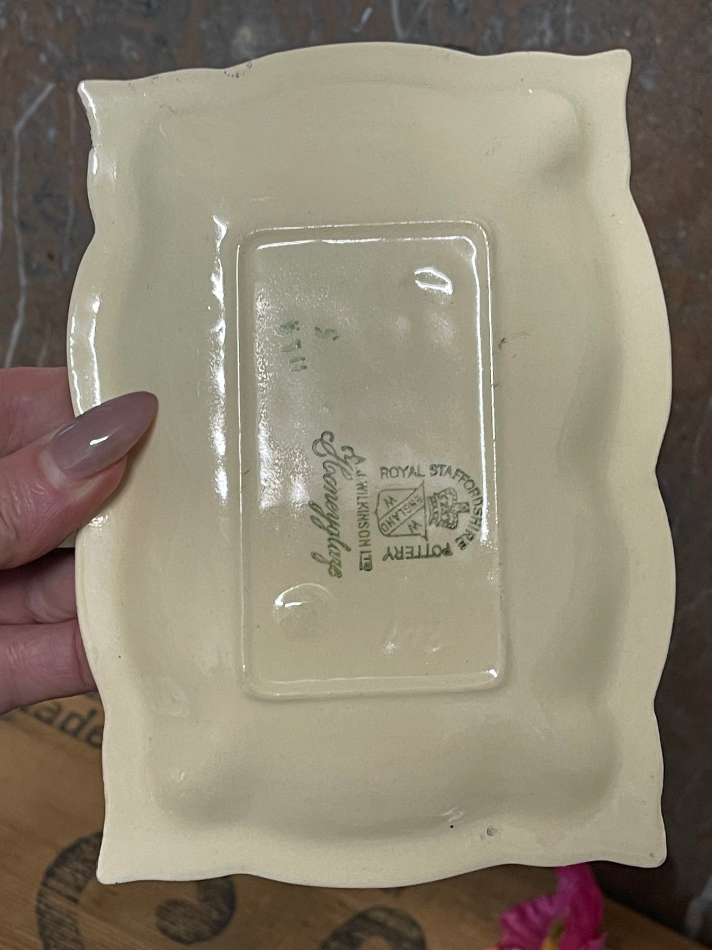 Royal Staffordshire Pottery (A.J. Wilkinson Ltd) “Honeyglaze” Floral Dish – Hand-Painted with Gilded Edge