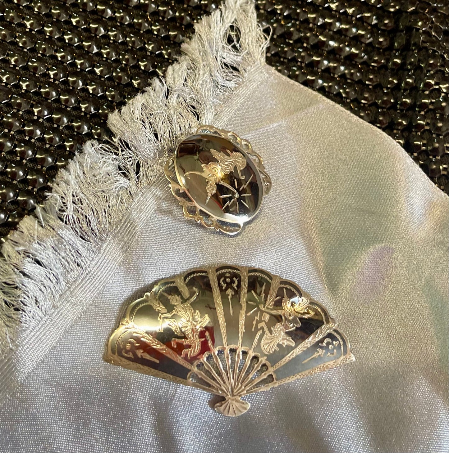 Pair of Vintage Siam Sterling Silver Niello Brooches – Fan & Round