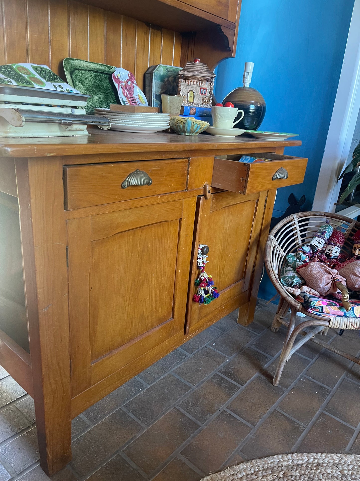 Antique 1900 solid Pine kitchen hutch with door