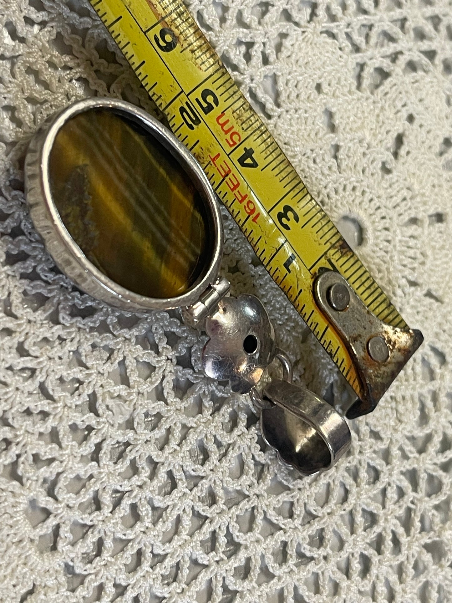 Vintage Tiger’s Eye & 925 Silver Pendant with Floral Detail – 6 cm
