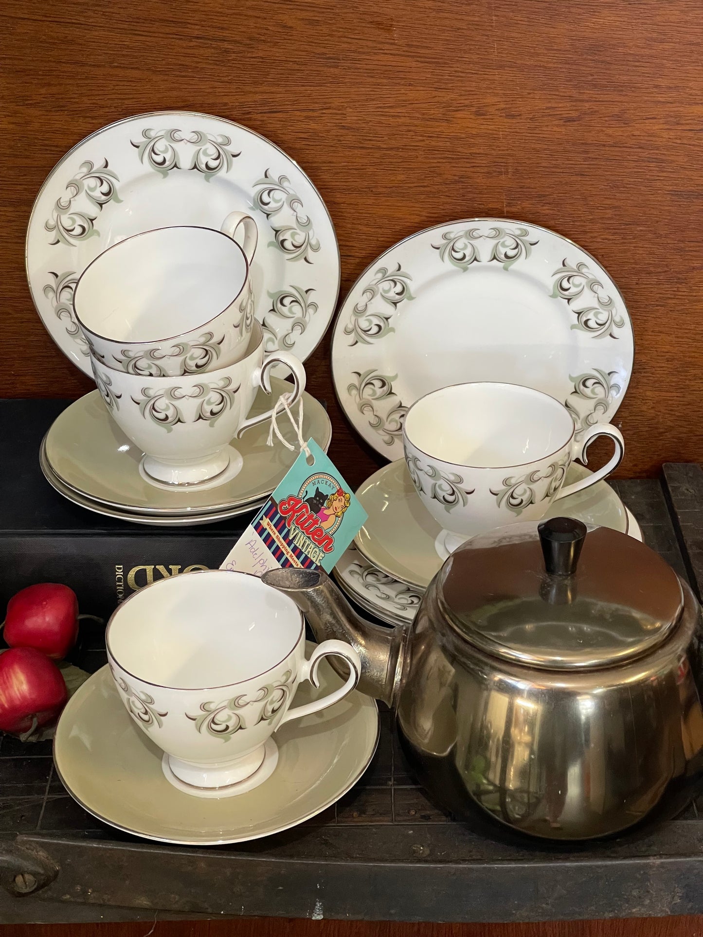 Four Adelphi CUP/SAUCER Trios Quality BONE CHINA Green/White Ridgeway Potteries-England