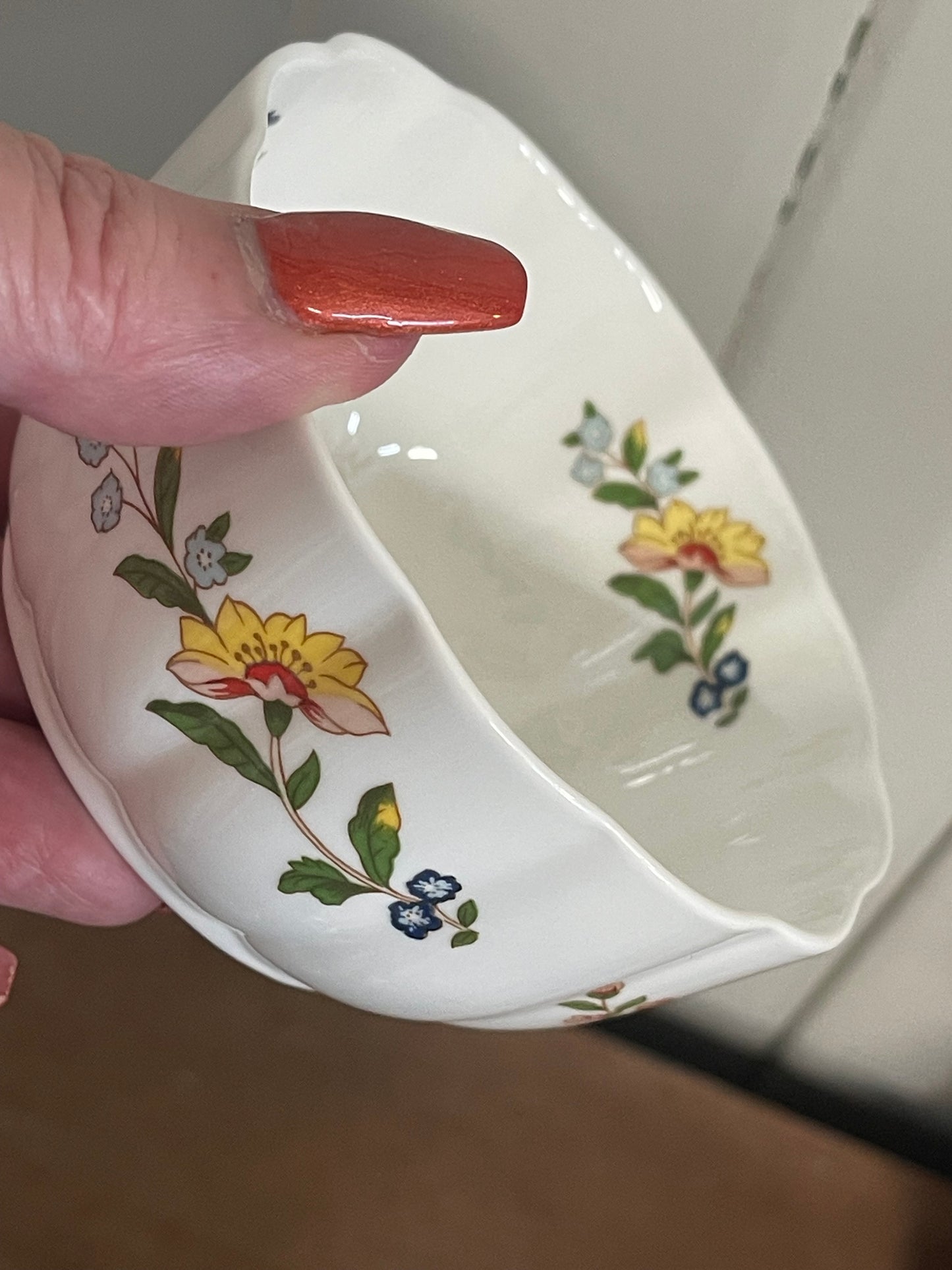 Vintage Aynsley ‘Cottage Garden’ VAR-I-ETE Bowl - Bone China