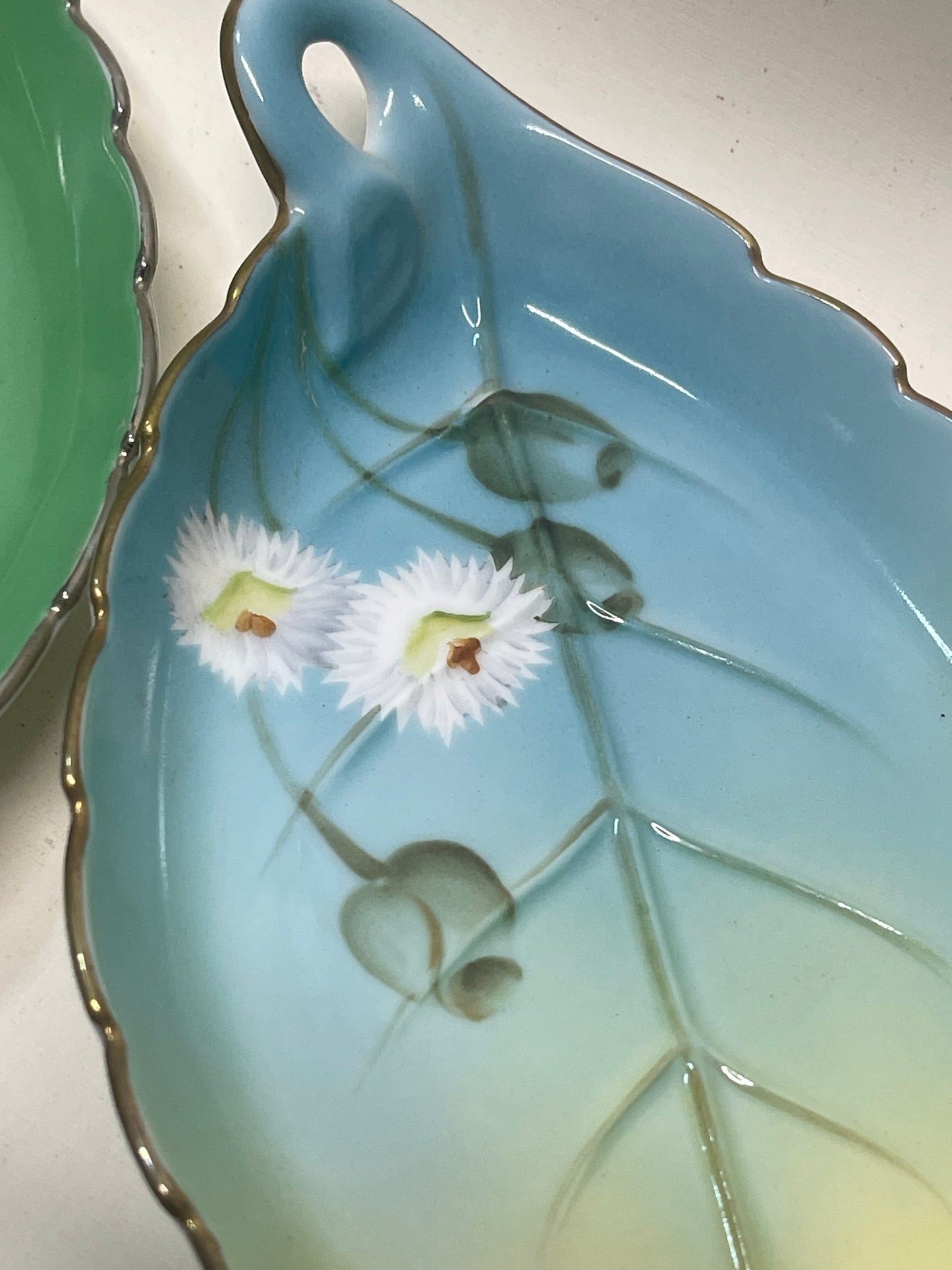 Vintage 1930s Noritake leaf shaped hand painted trinket dishes set of four