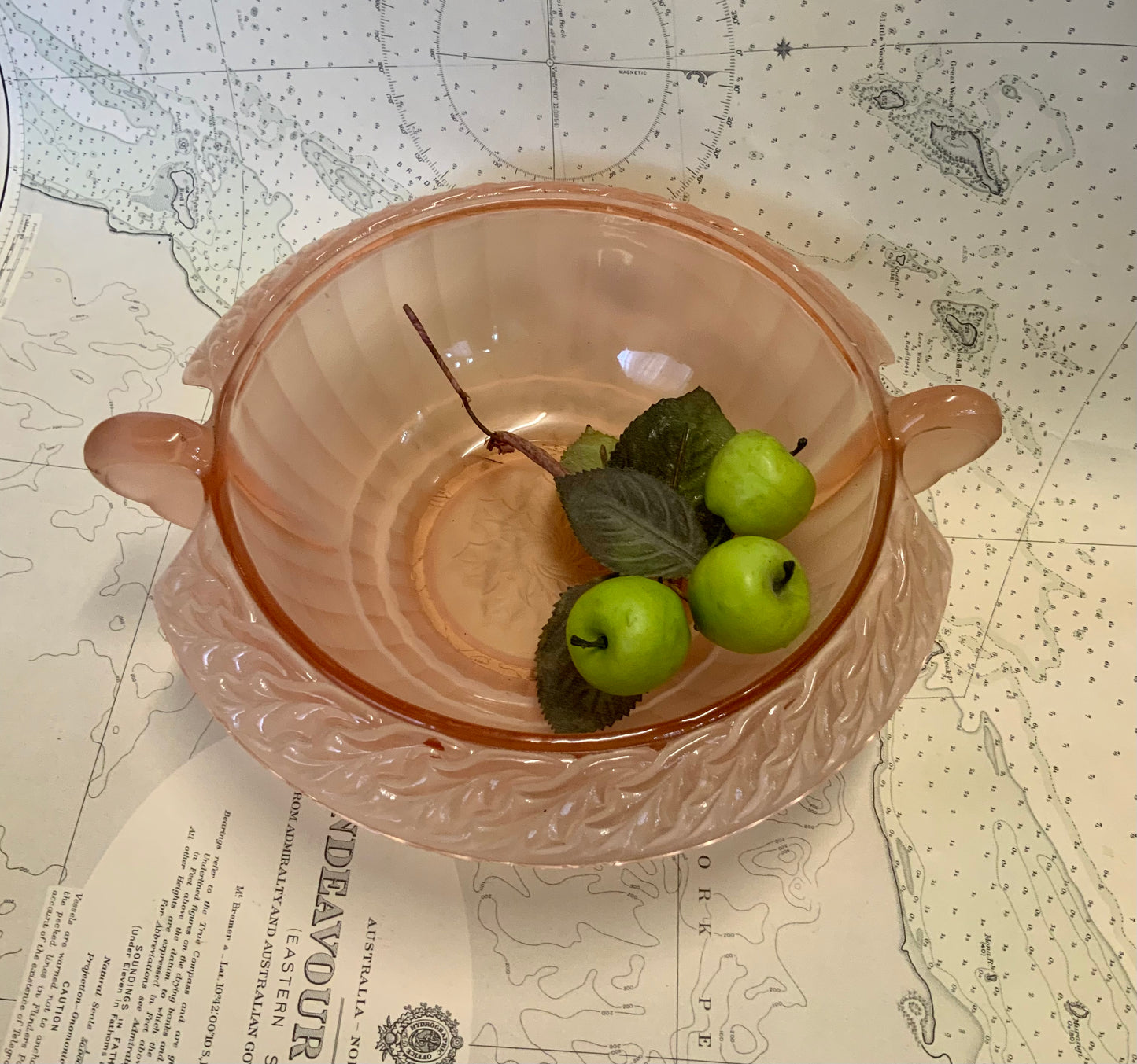 Vintage depression glass pink Berlin Bowl by Walther