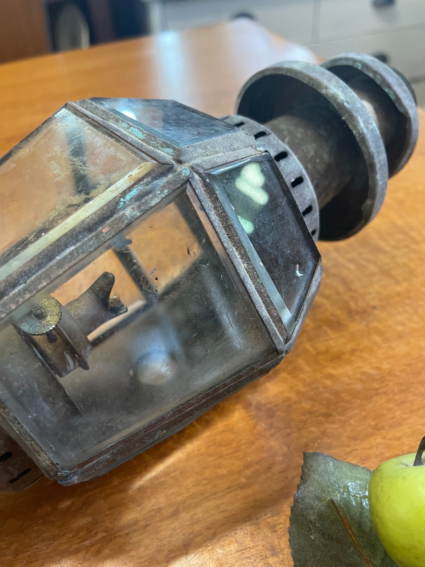 Antique Brass Coach Lamp
