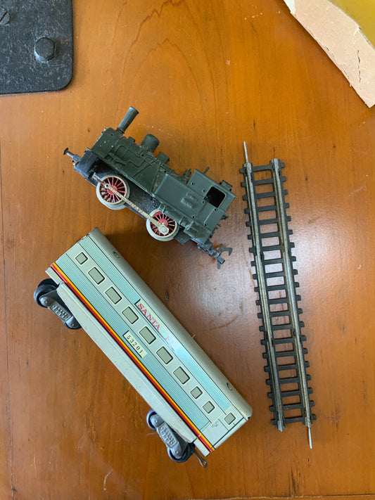 Vintage Santa Fe freight train Battery Japan Tin Toy Train with track