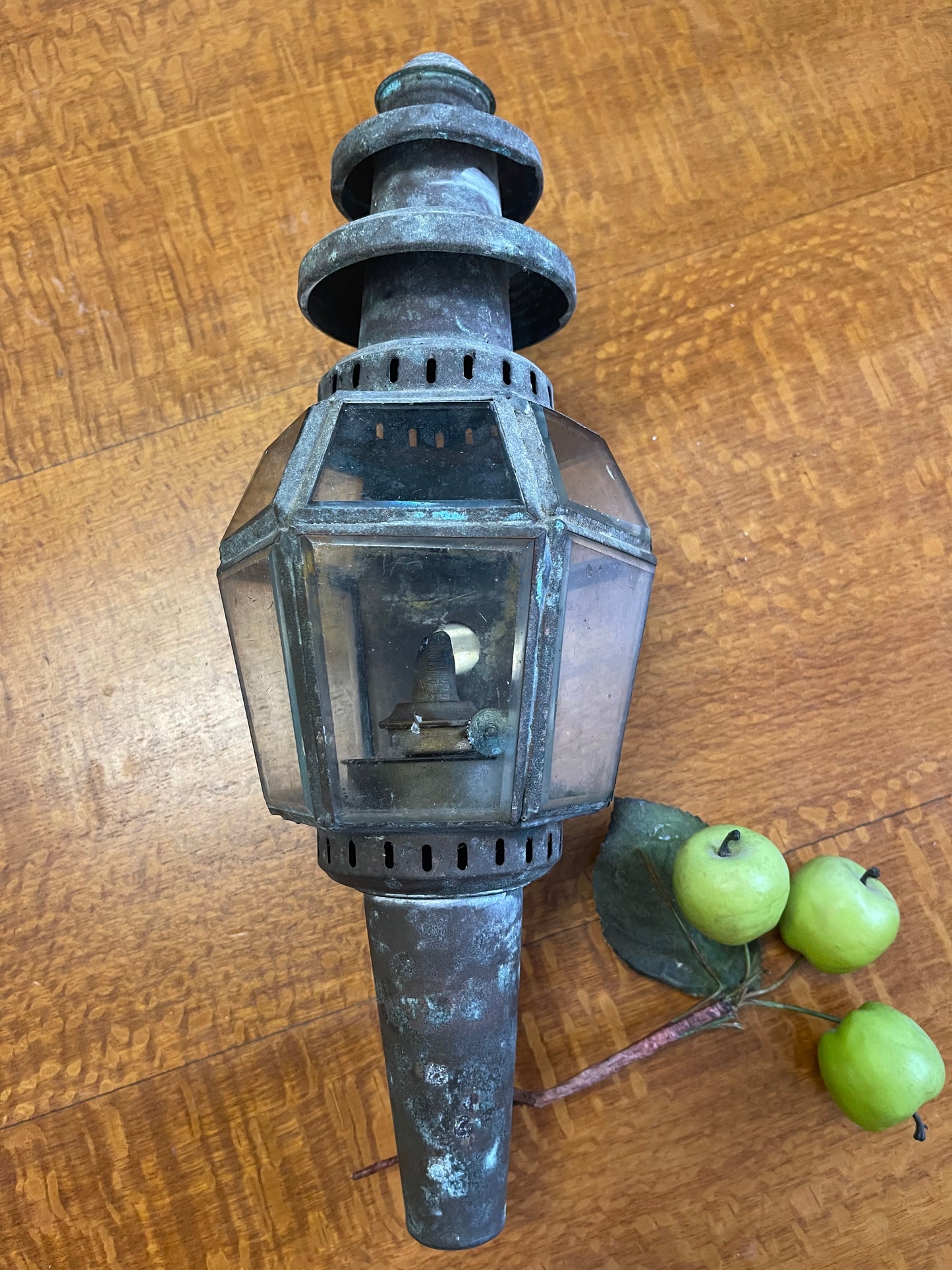 Antique Brass Coach Lamp
