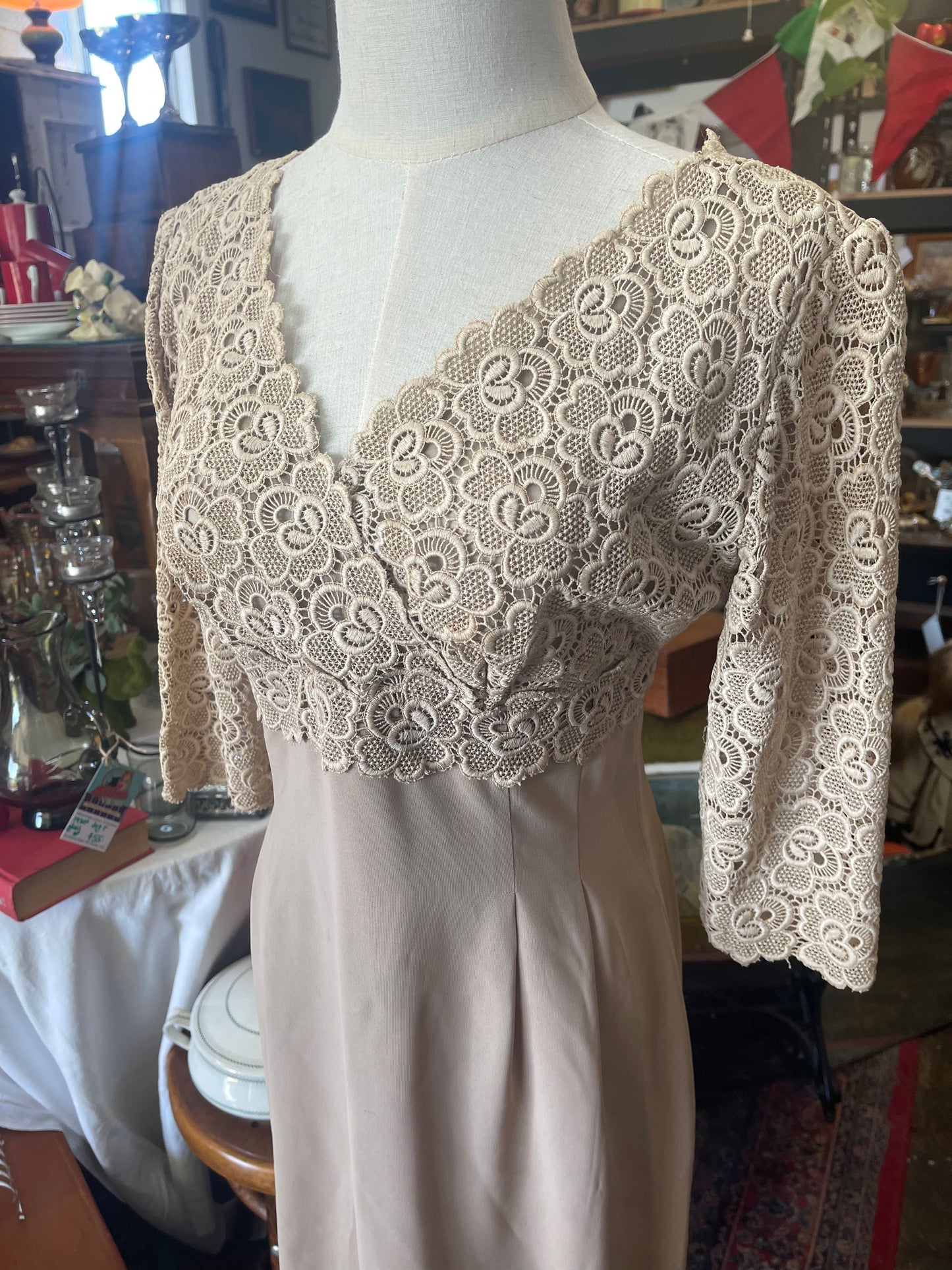 Vintage 60s beige cocktail dress Dress with lace detail Gina of Melbourne Size 8-10