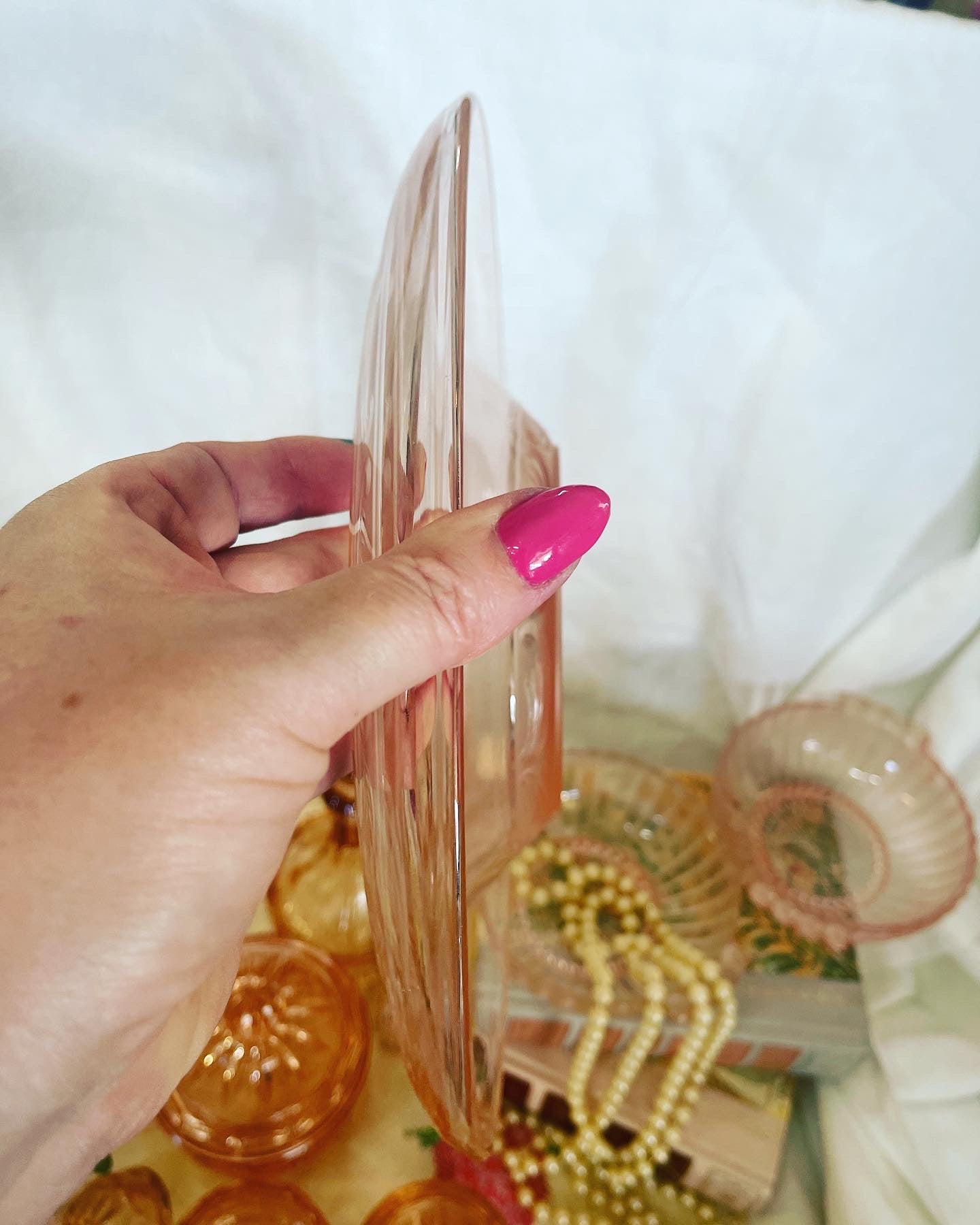 Vintage depression glass pink Bowl