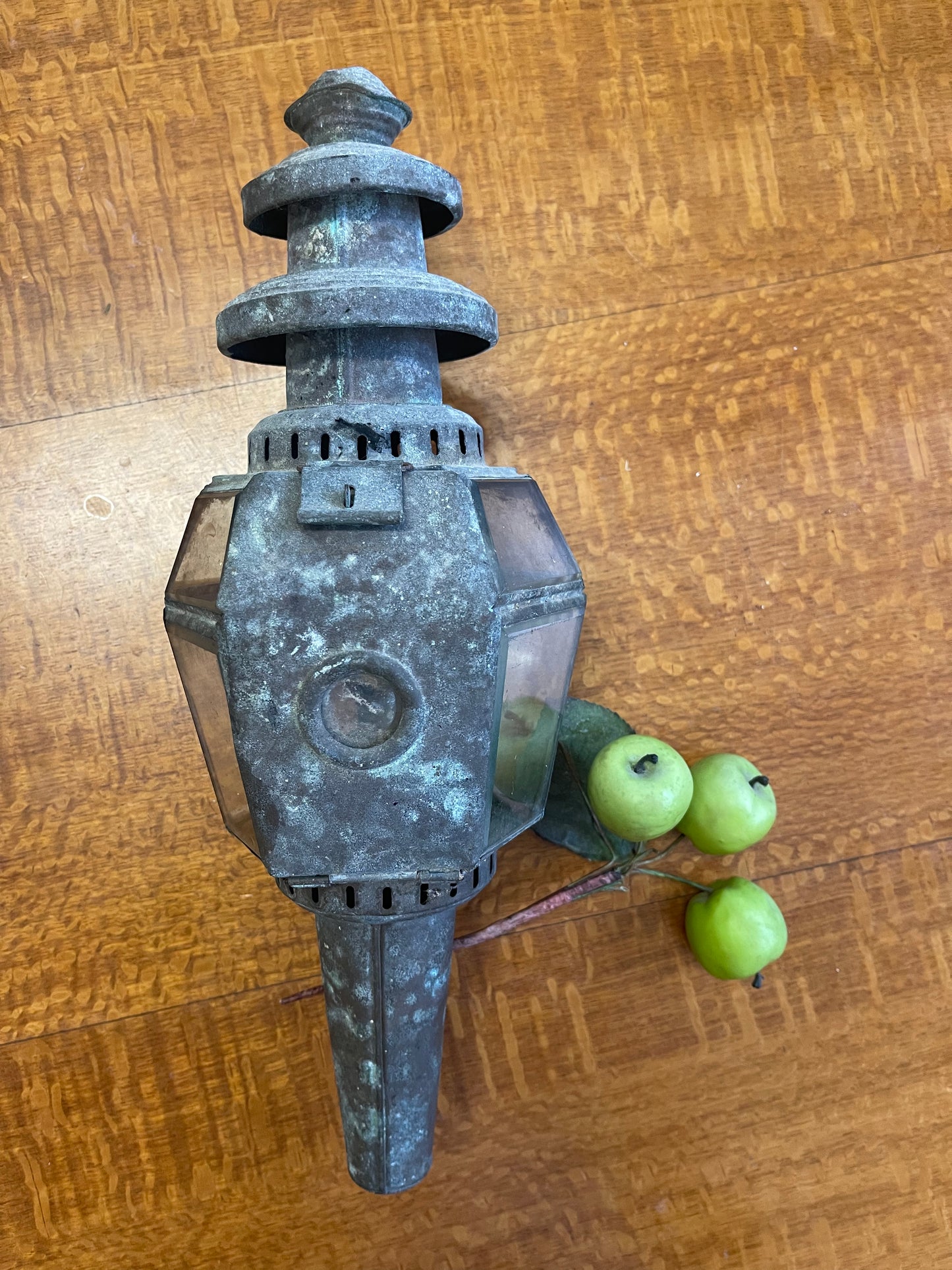 Antique Brass Coach Lamp