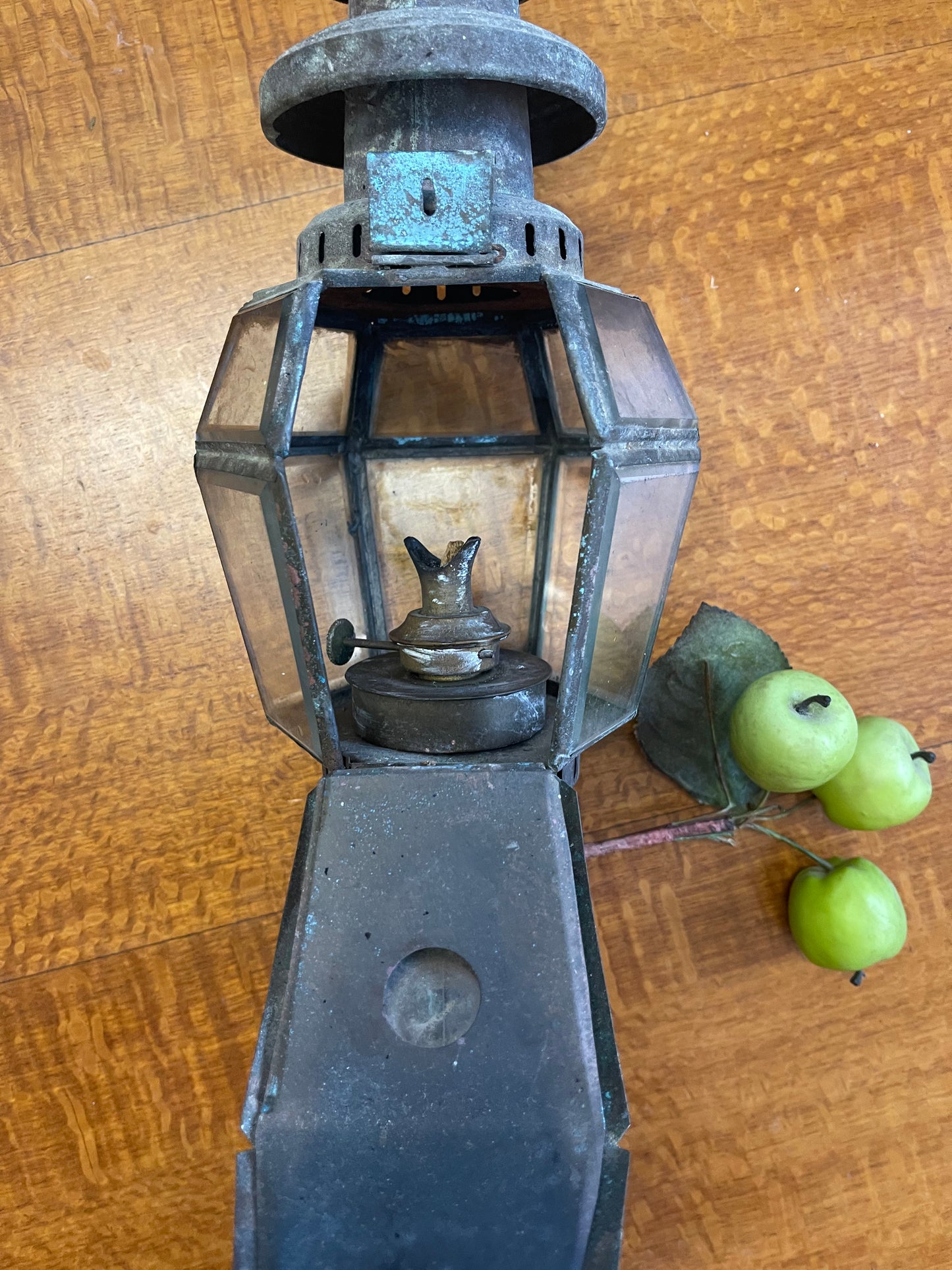 Antique Brass Coach Lamp