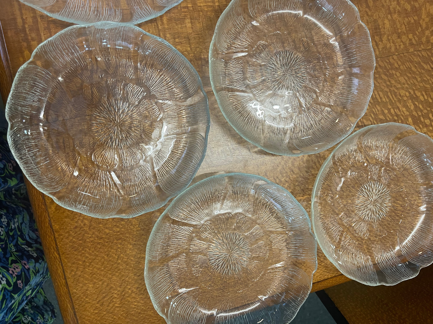 Vintage Arcoroc Fleur glass dinner set for 4