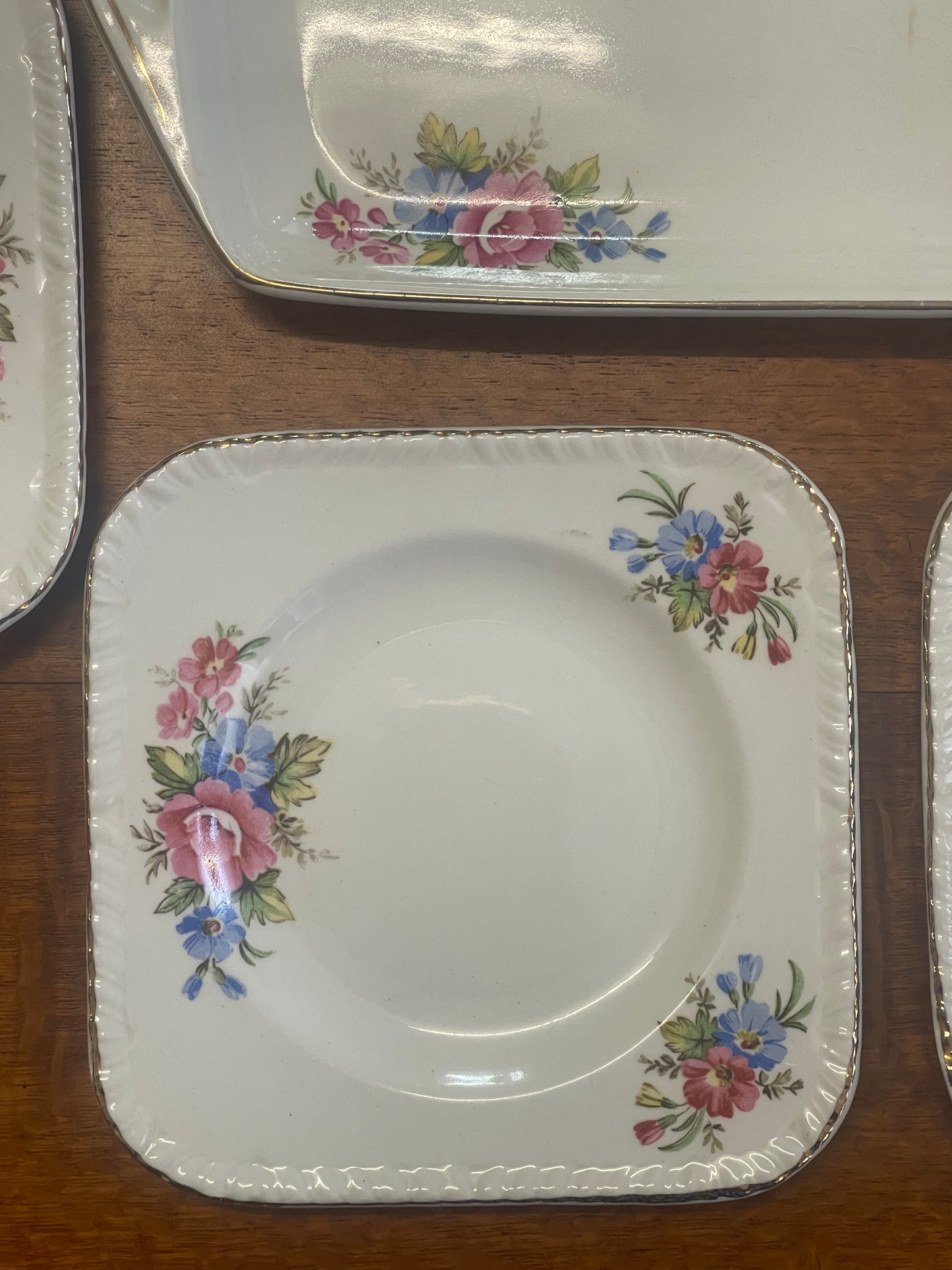 Ridgway Staffordshire set of sandwich plates from 1940s England