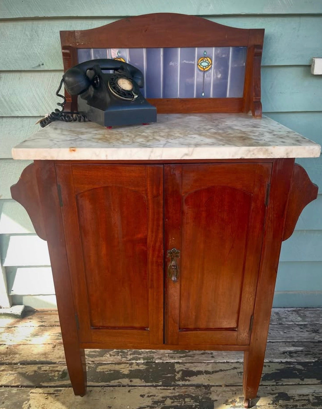 8 Tips When Buying Vintage Furniture