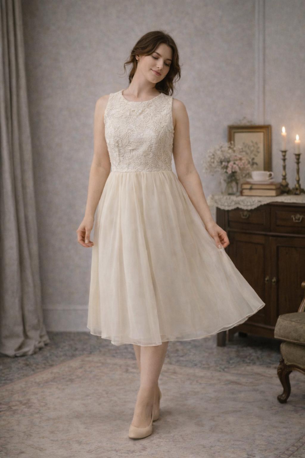 Vintage 1980s cream lace and chiffon prom dress size 12-14