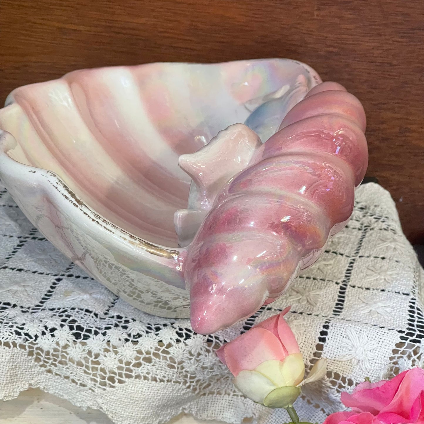 Vintage 1950s pink Lustreware shell bowl with 3D blue fish