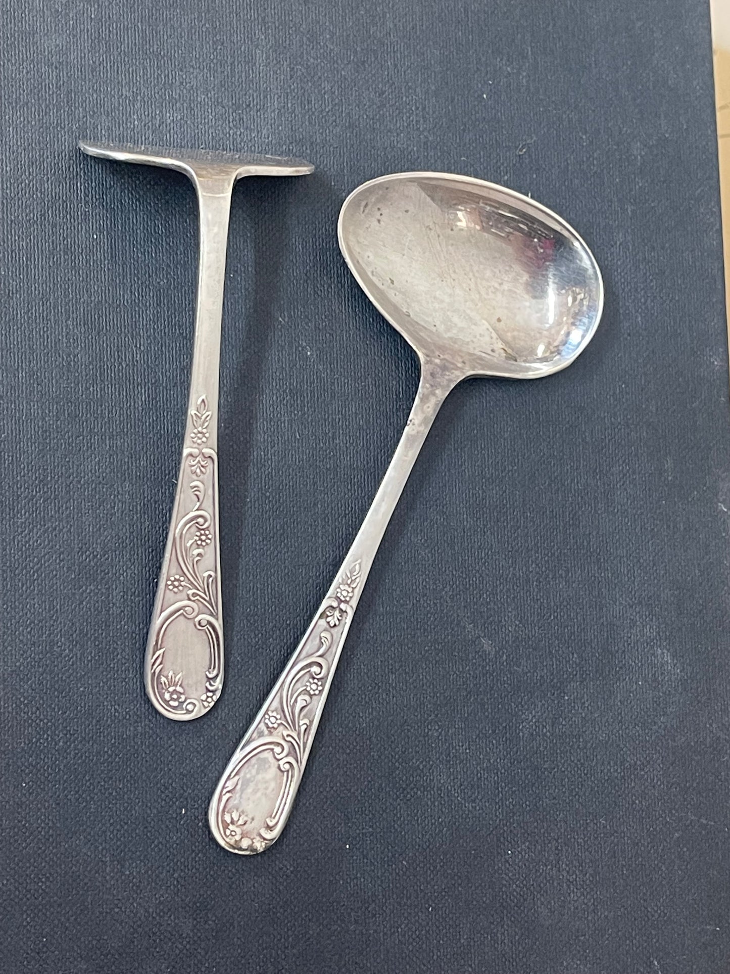 Boxed set of silver plate baby cutlery spoon and pusher
