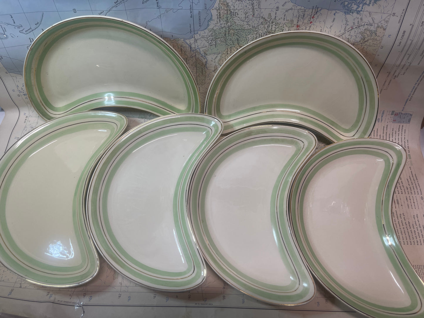 Vintage New Hall “Kidney” Side Dishes – Set of Six 1930s -50s