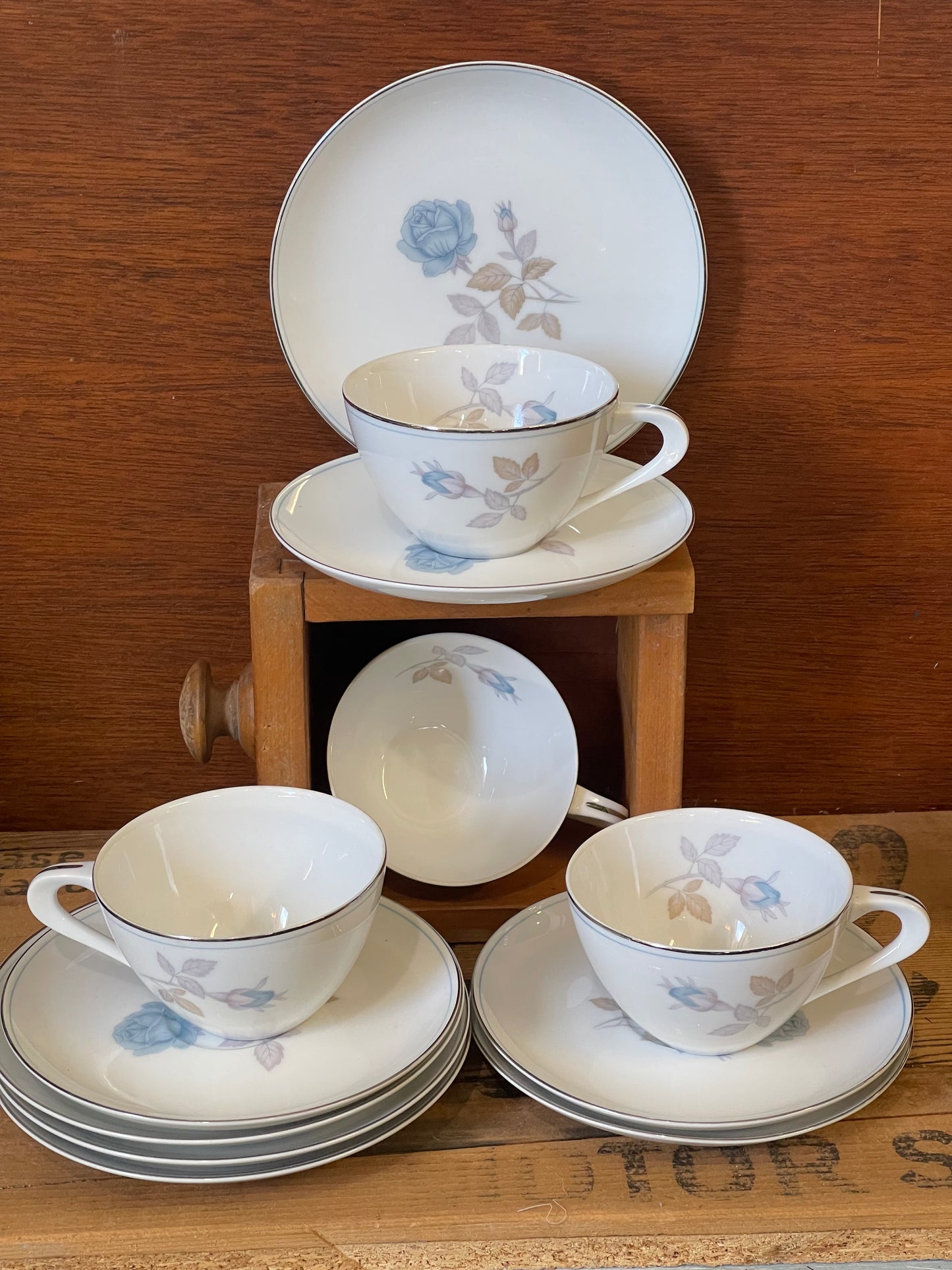 Four ’Alice Blue’ by Sango Japan CUP/SAUCER Trios Quality BONE CHINA blue roses