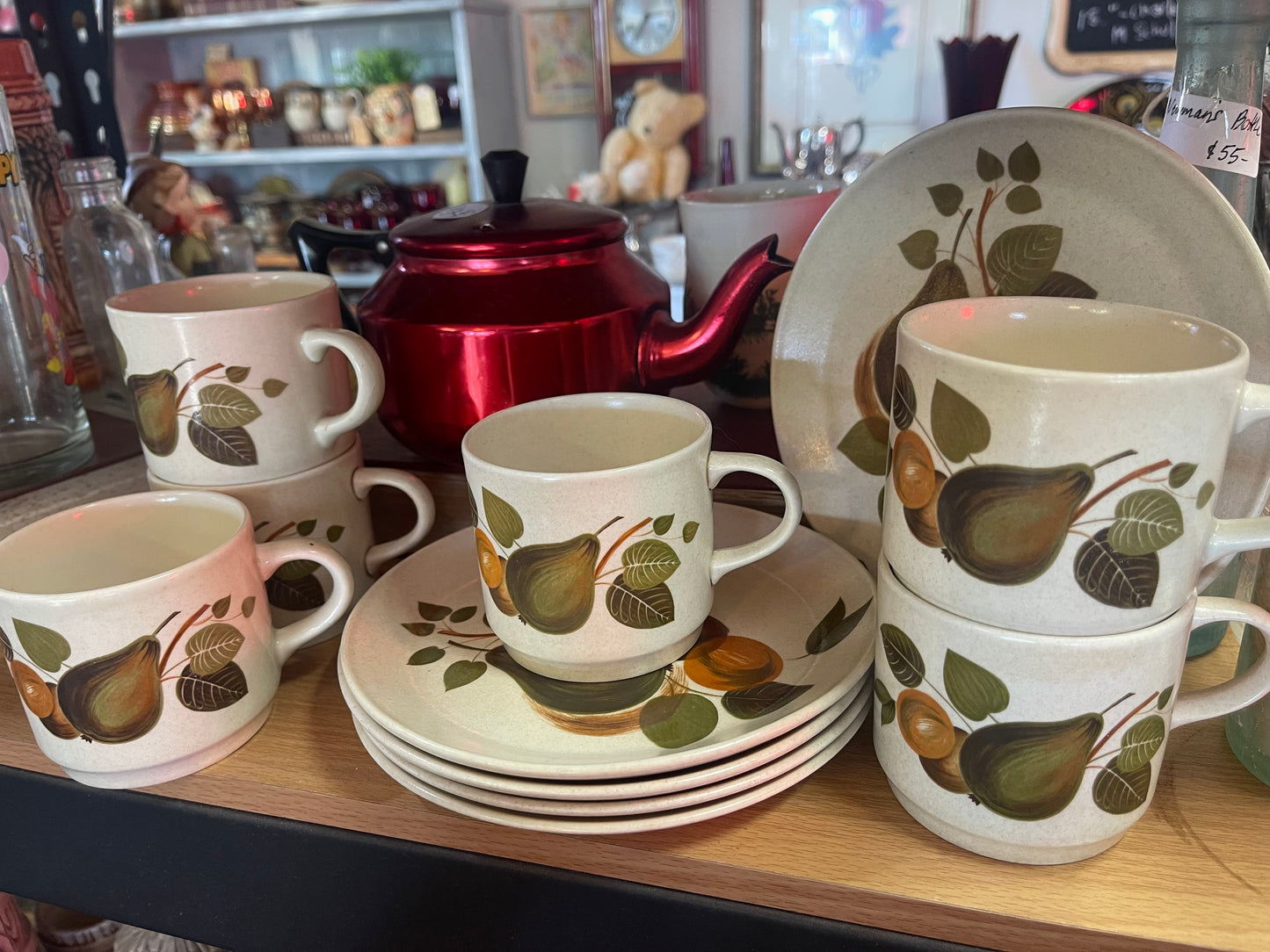 Vintage Johnson of Australia ‘Green Pear’ Stoneware Coffee Cups and Plates Set  of 6