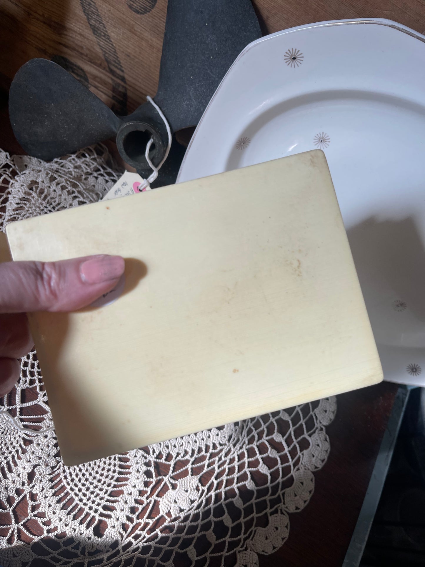 c.1930s Xylonite SMOKES Box – Celluloid / Early Plastic Cigarette Case