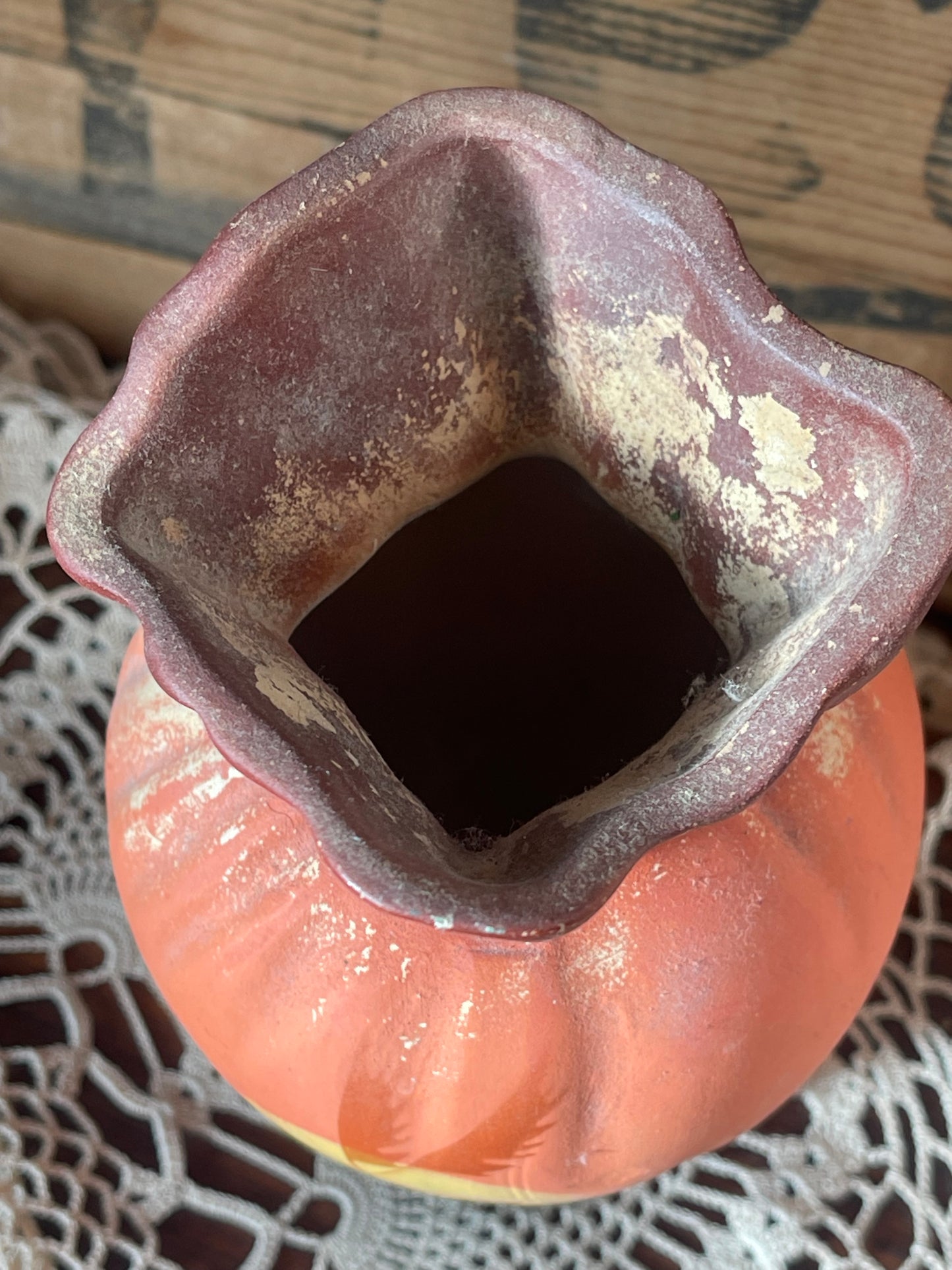 1930s Chalkware Sunset Vase – Hand-Painted Australian Souvenir