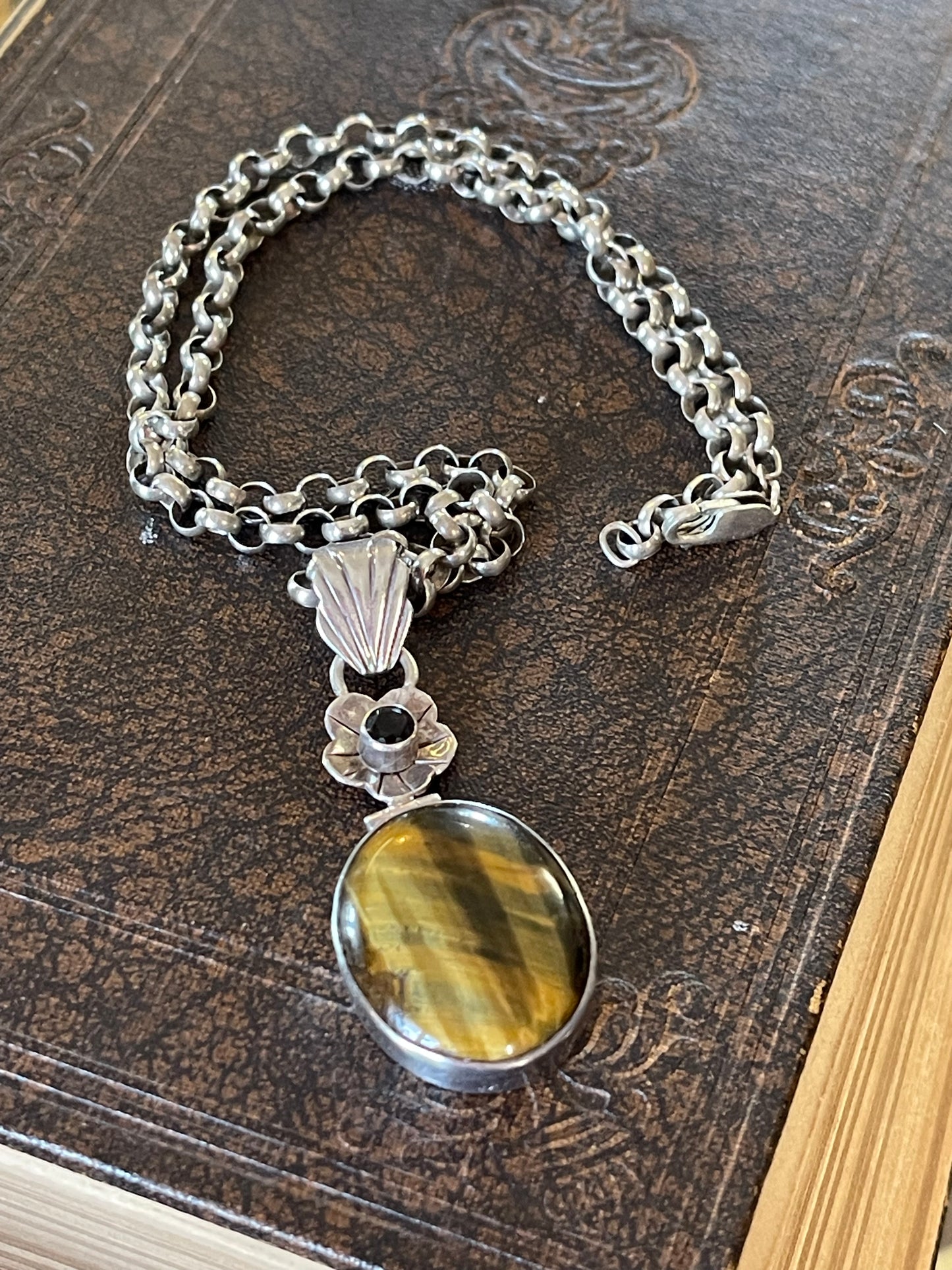 Sterling Silver Tiger Iron Pendant on Belcher Chain (Vintage)