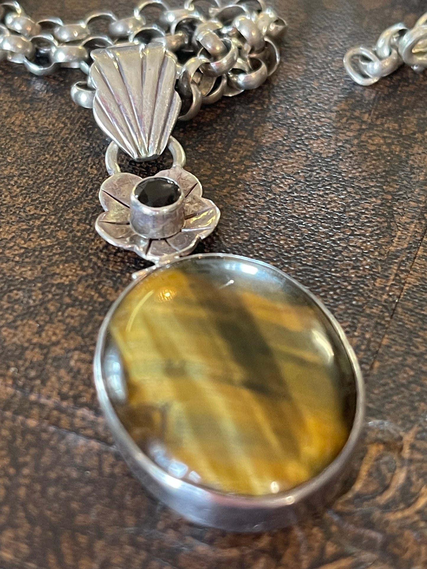 Sterling Silver Tiger Iron Pendant on Belcher Chain (Vintage)