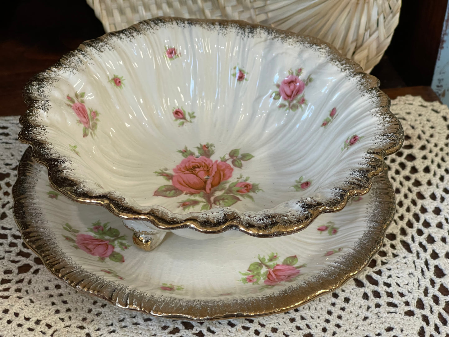 Vintage Crown Ducal Berry & Salad Drainer Bowl with Underplate – Pink Roses – Made in England