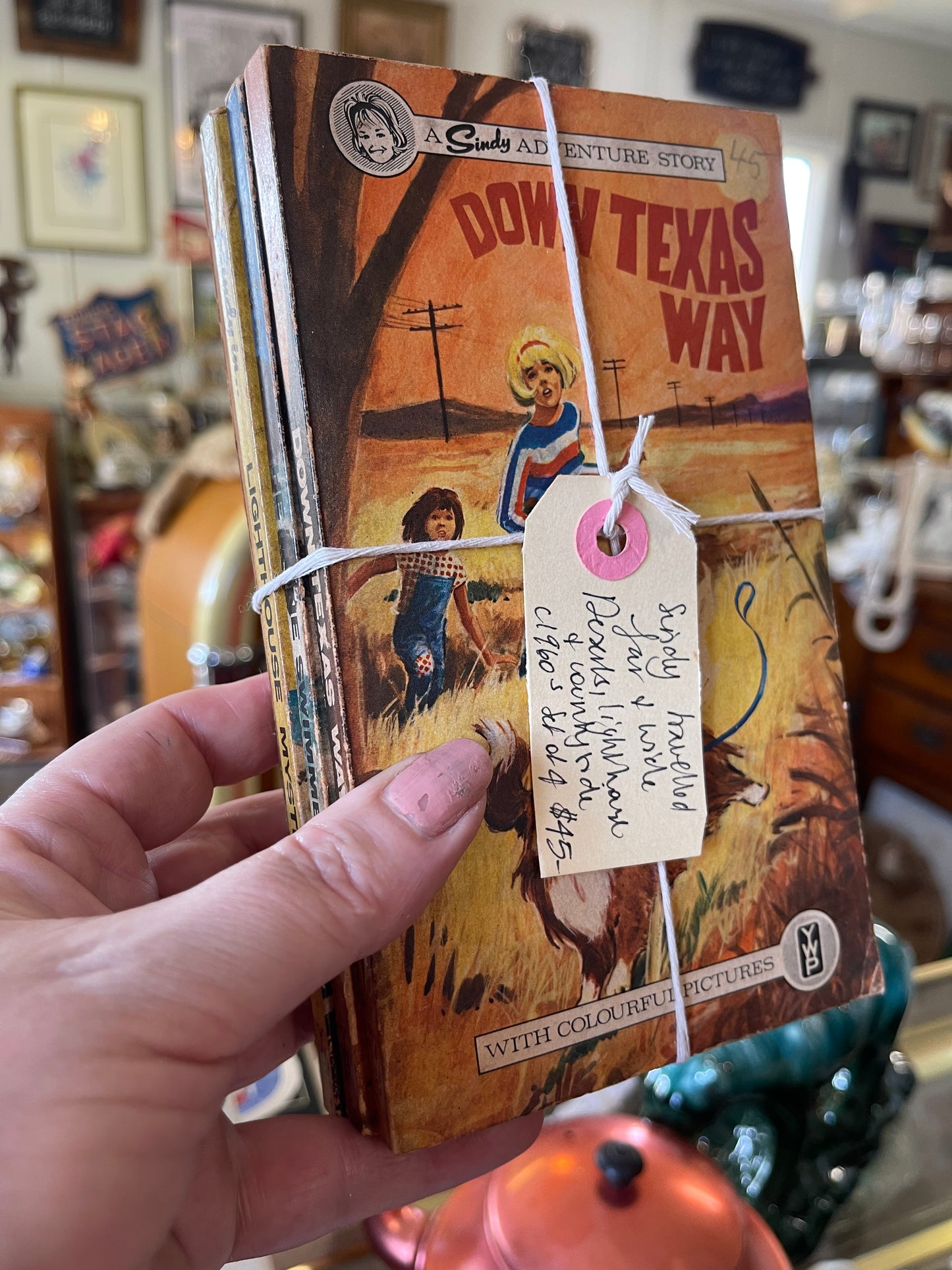 Vintage Sindy Adventure Story – Set of 4 Paperbacks (c. late 1960s))