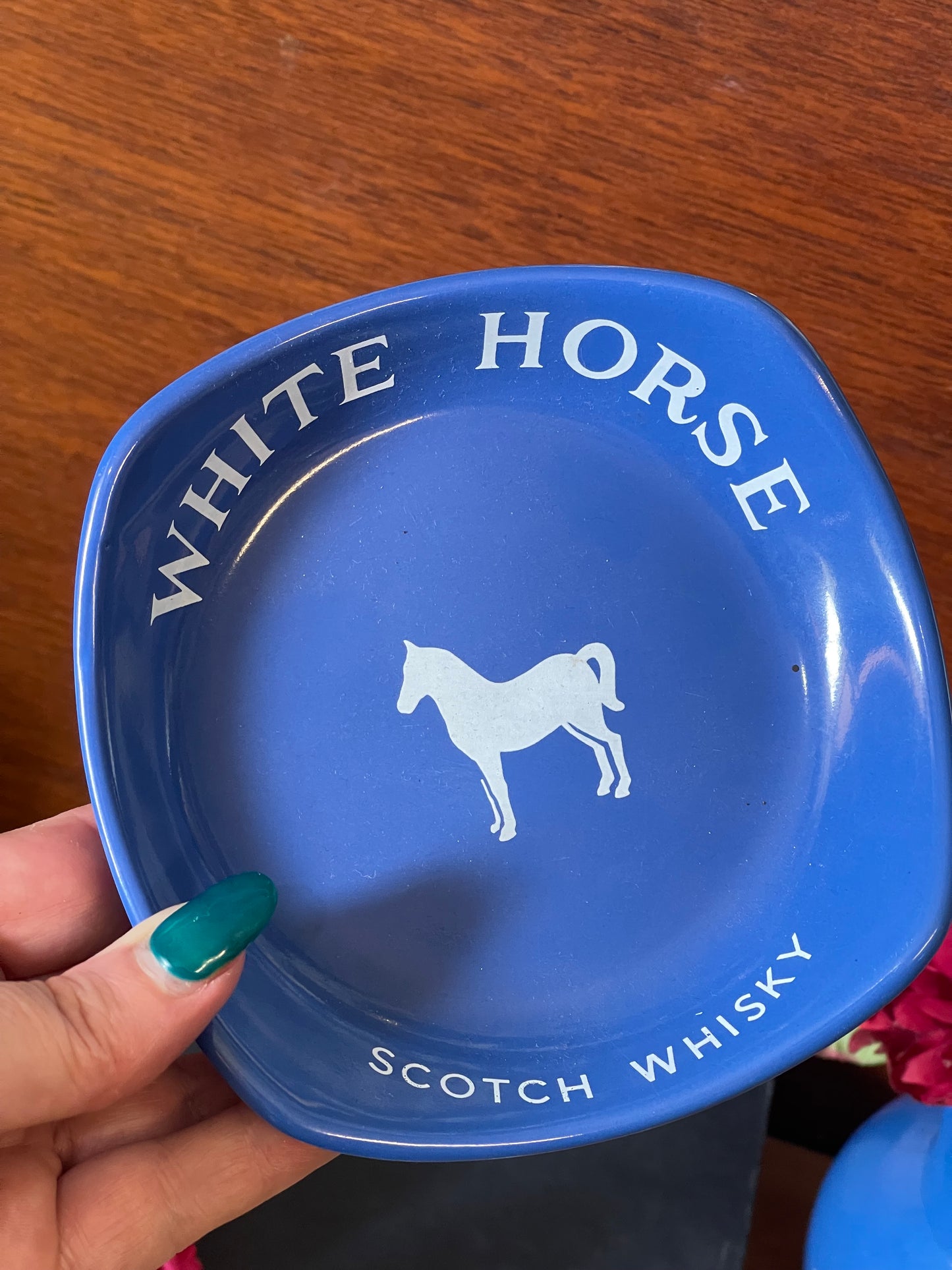 Vintage White Horse Scotch Whiskey Blue Nut dish