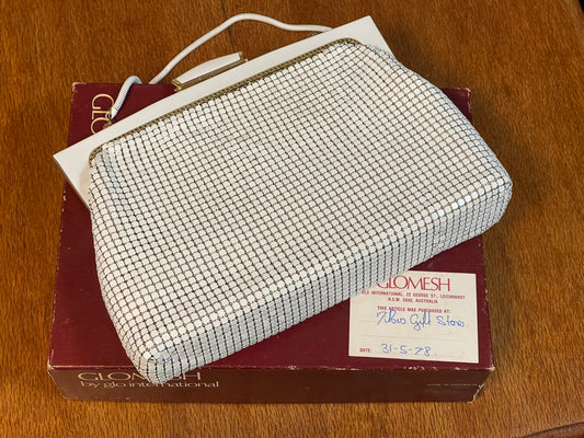 Vintage 70s  White  GloMesh Hand Bag