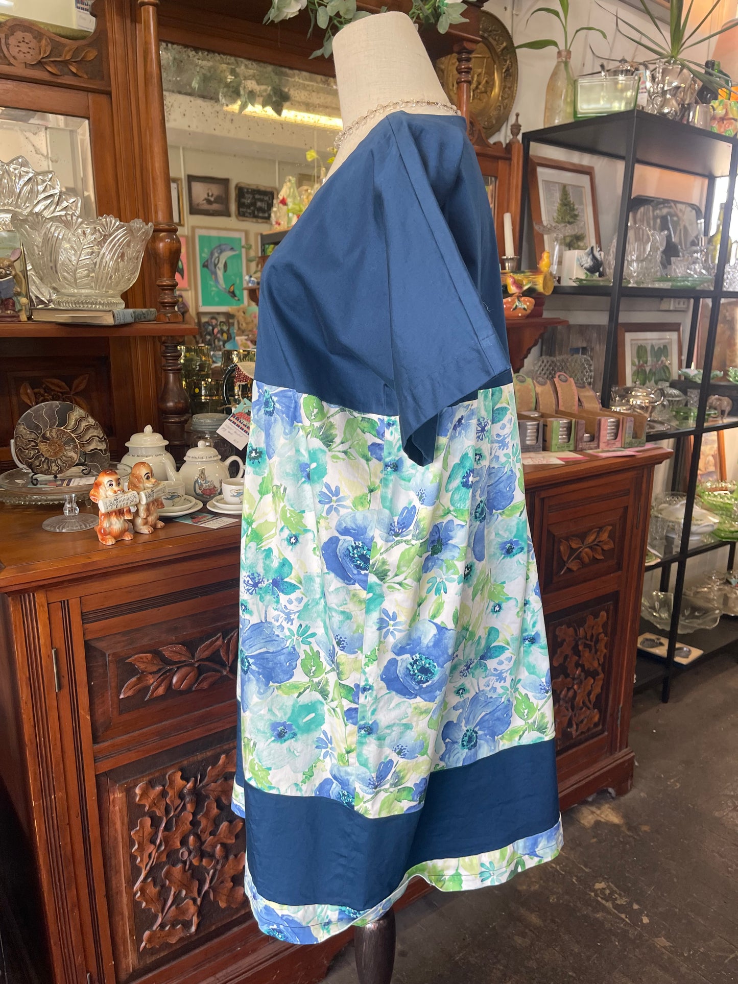 Handmade stretch cotton blue floral Dress Size 16-18